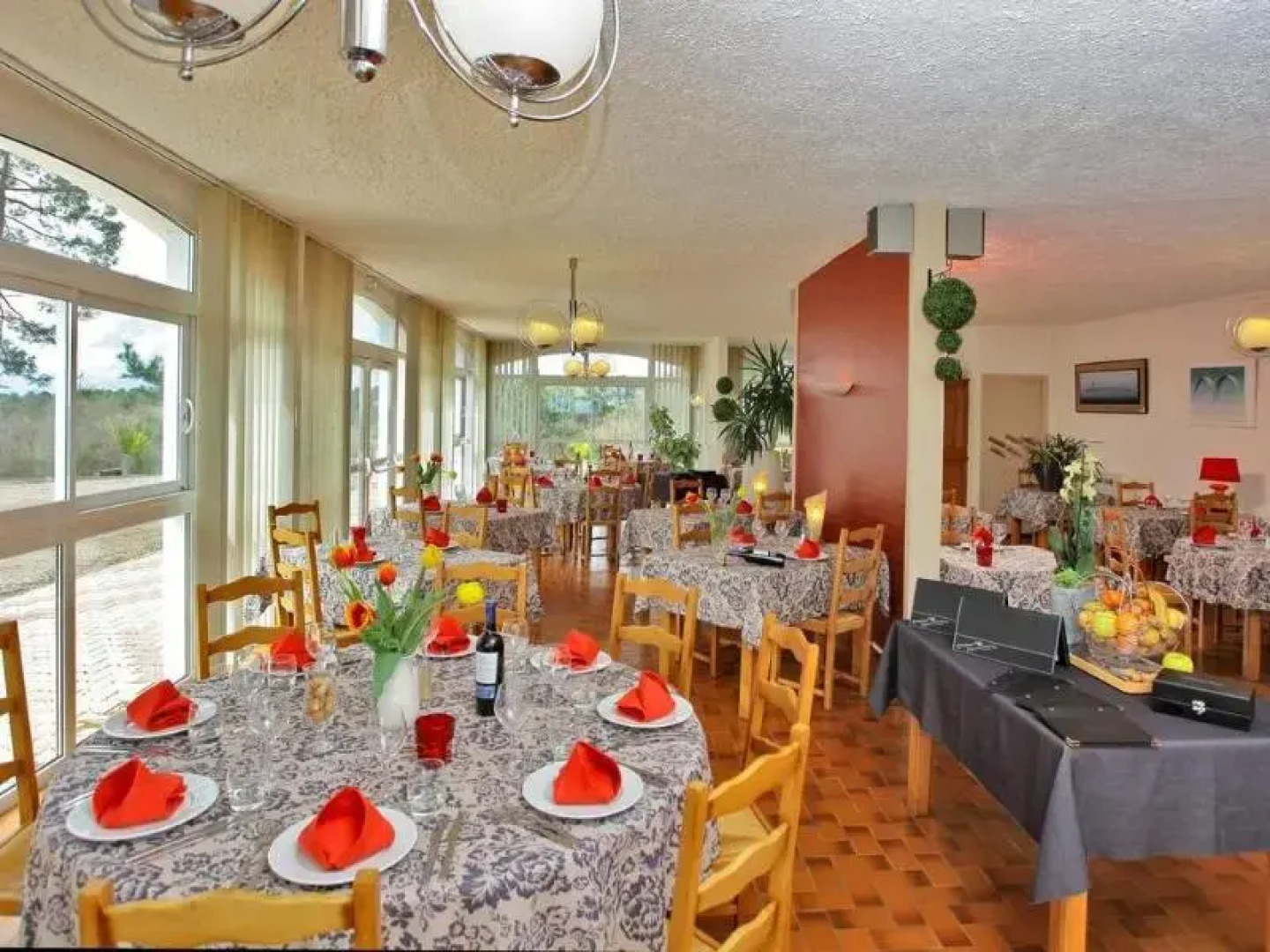 Logis Hôtel le Tropicana