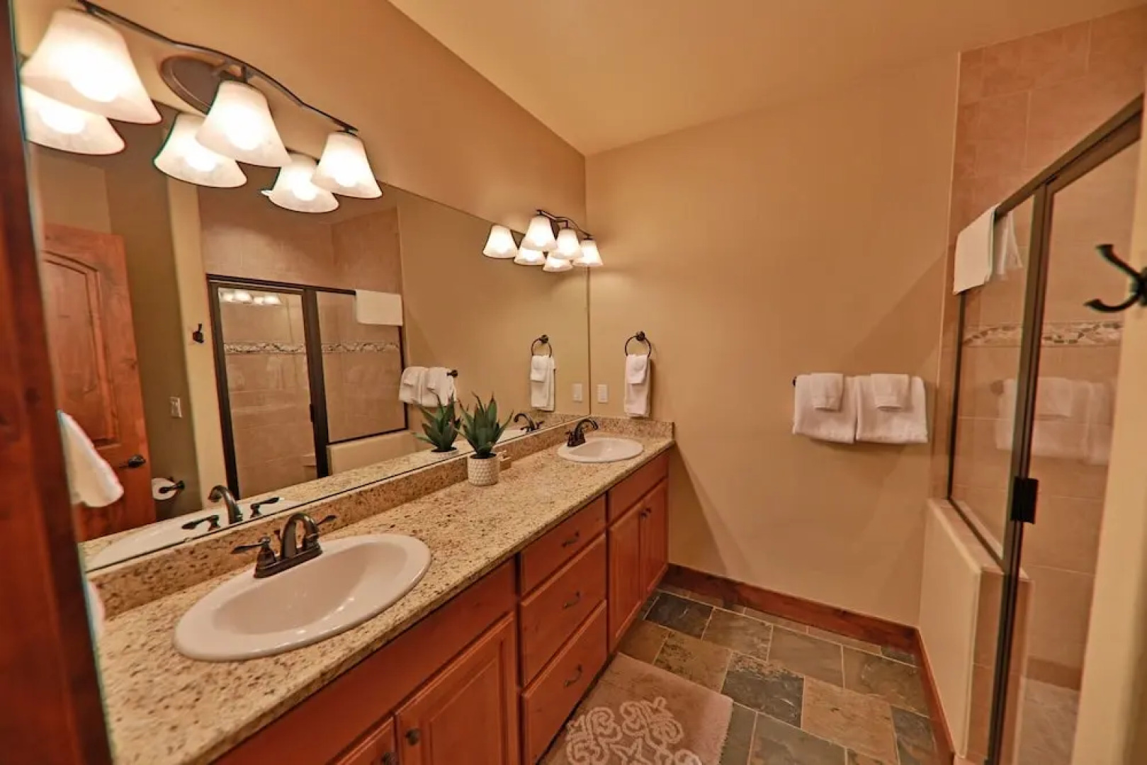 Mountain Terrace 4 Bedrooms 4 Bathrooms Townhouse