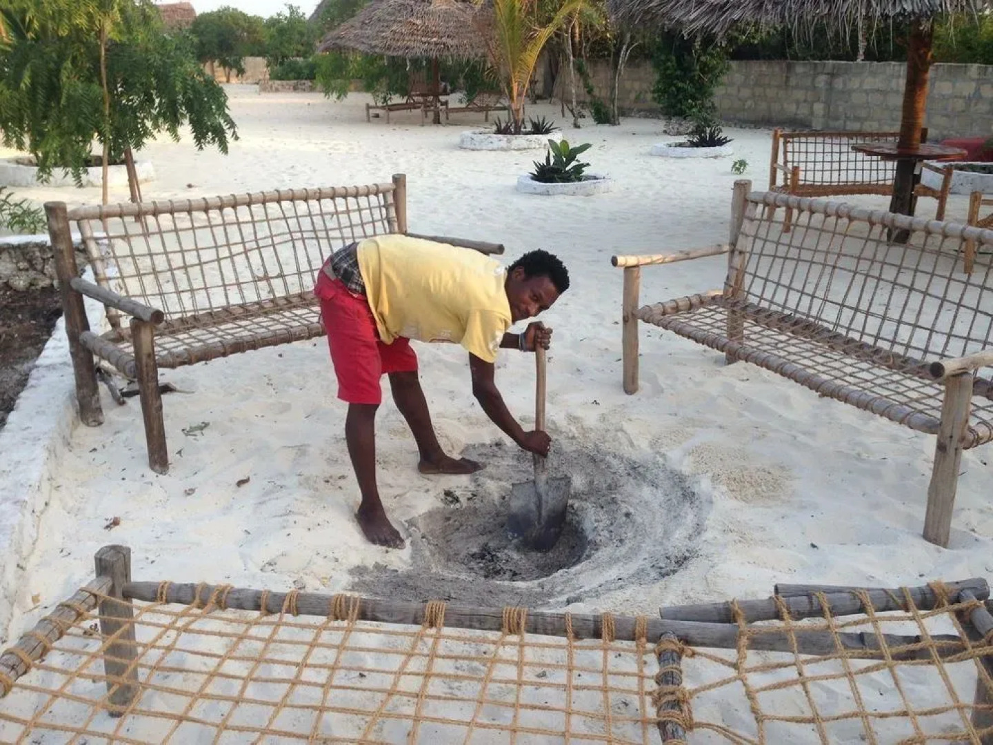 Mfumbwi Backpacker Lodge