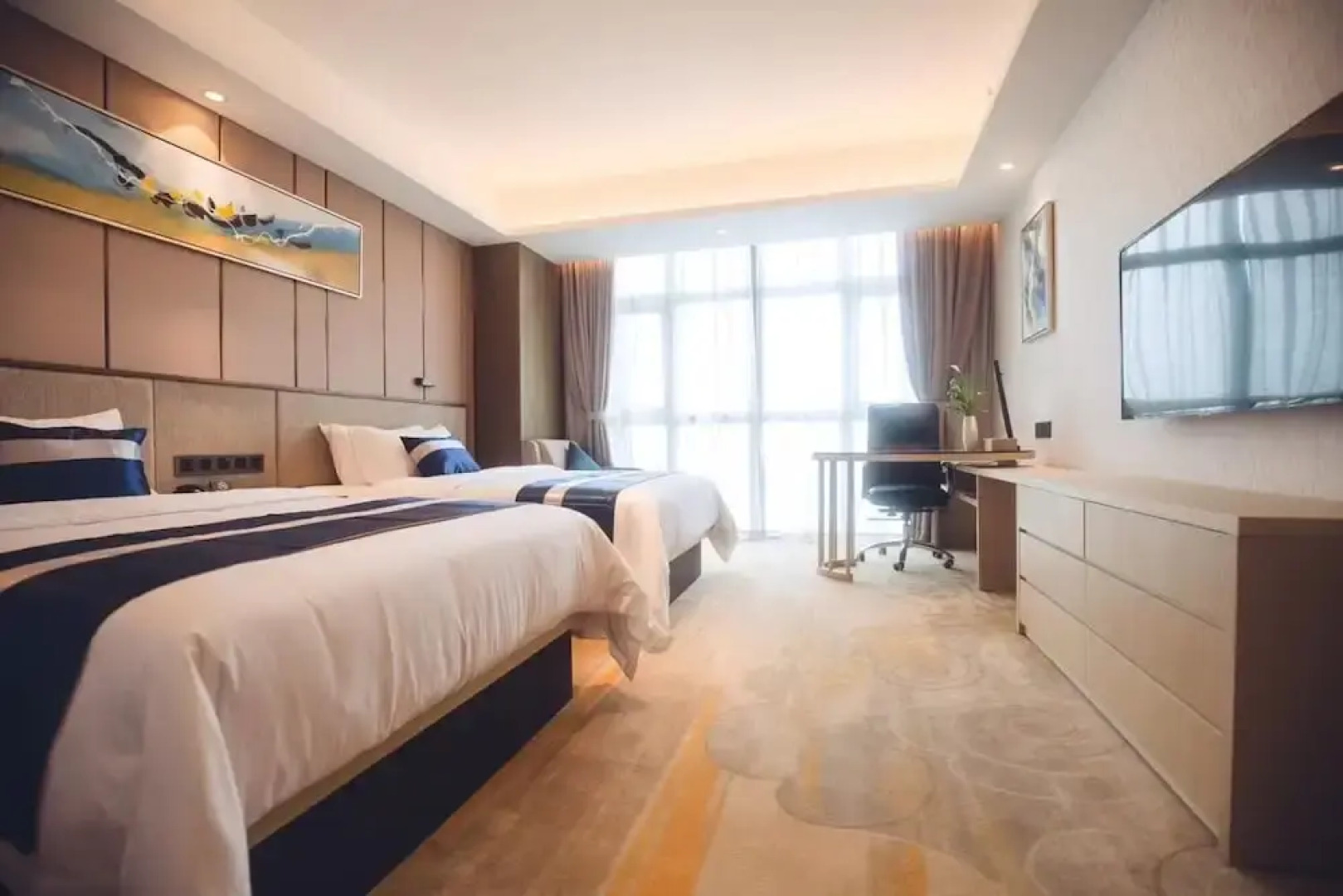 Howard Johnson Life Changrong