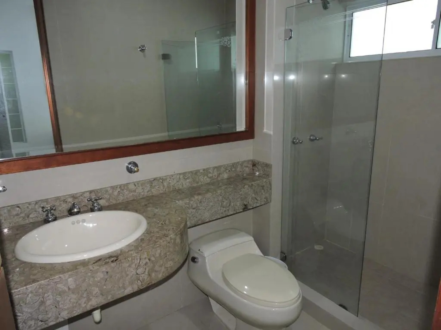 Casa Campestre El Peñon 5 Habitaciones