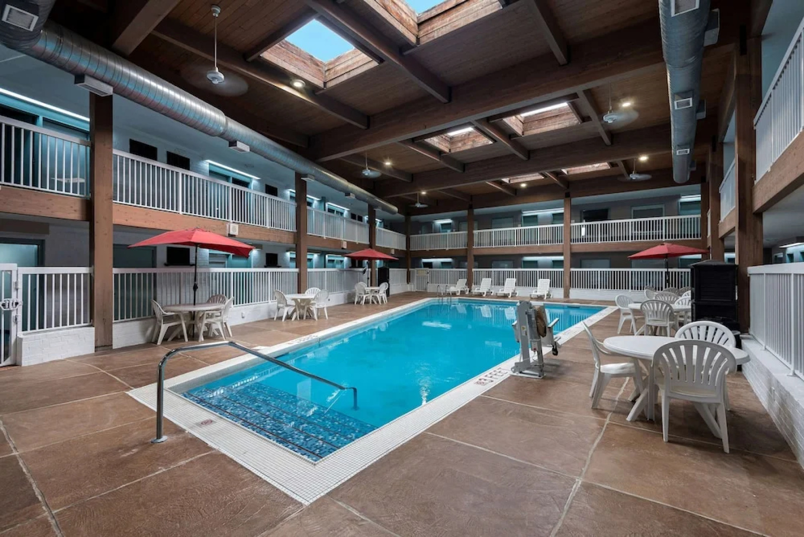 Best Western Metro North