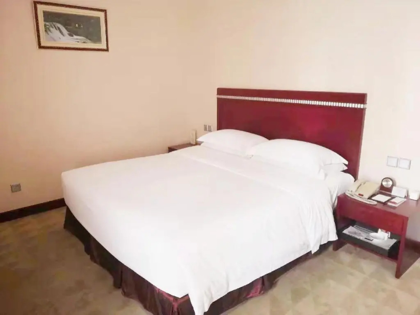 Yun-Zen Century Hotel