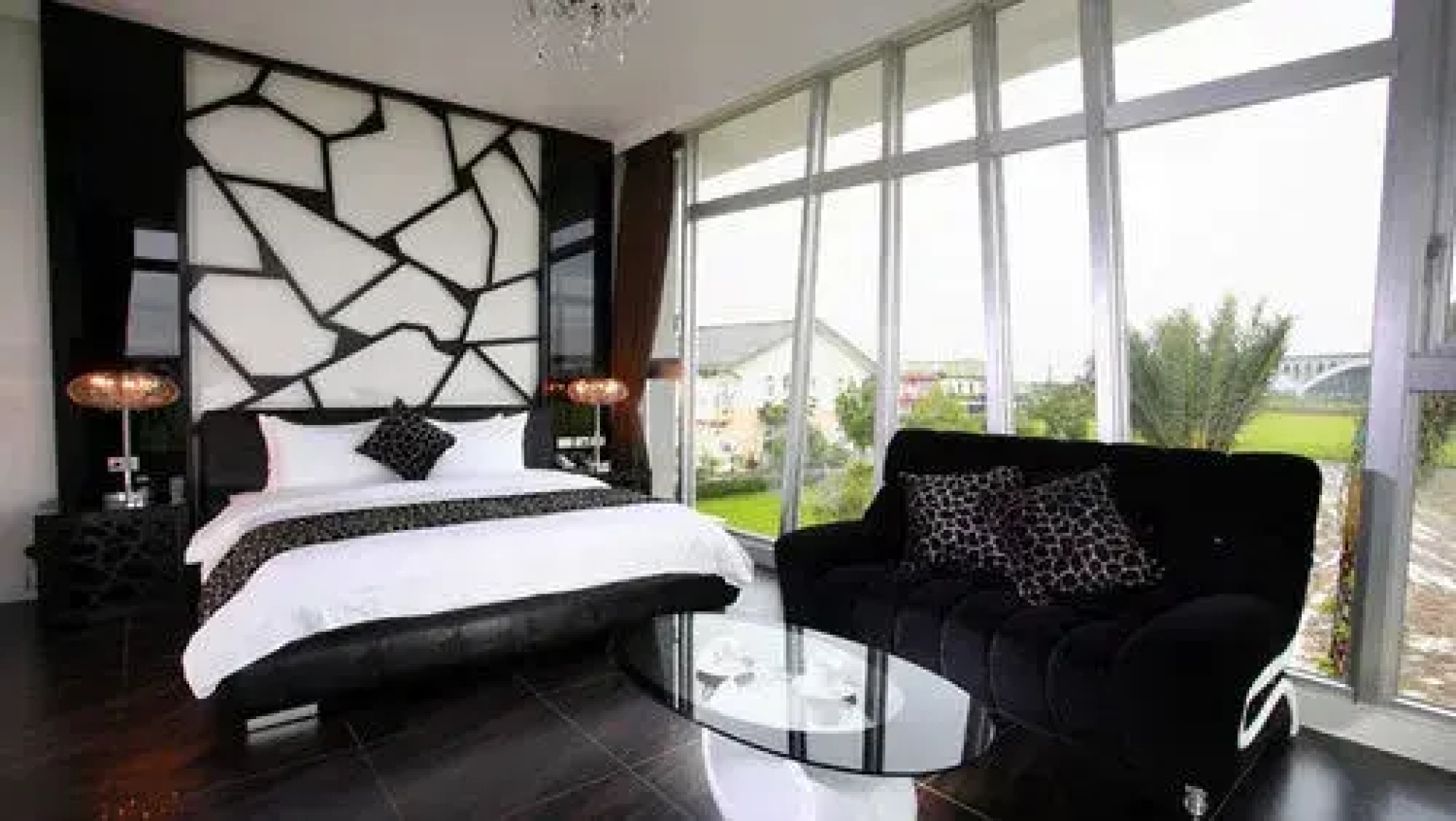 T2 B&B