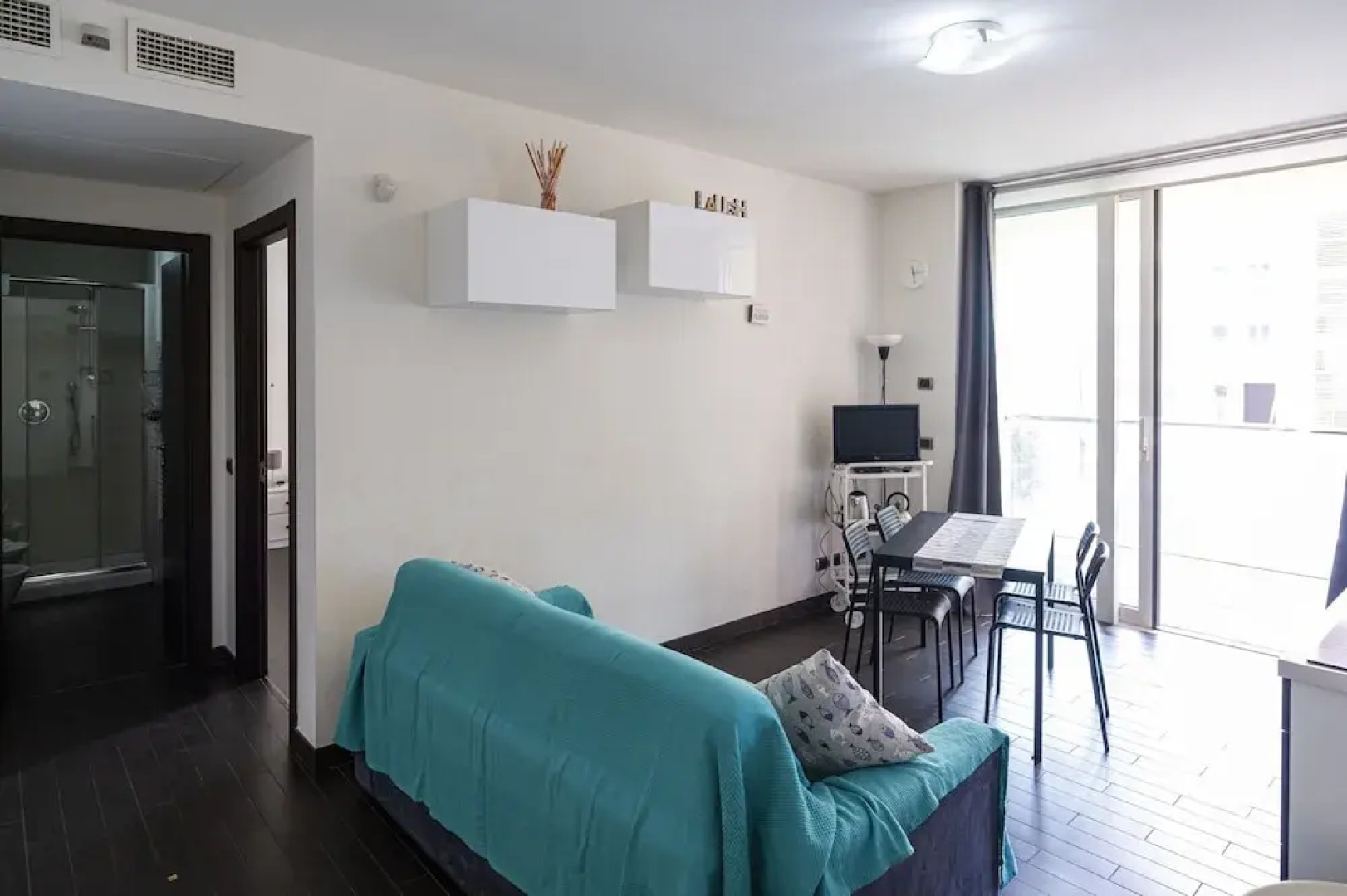 Sunny See Docklands Savona by Wonderful Italy