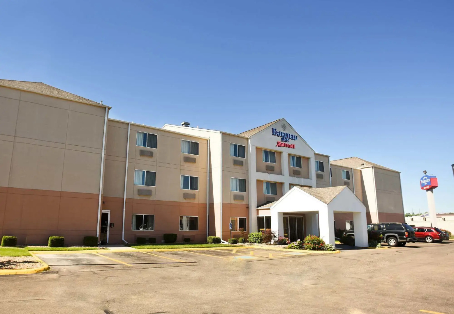AmericInn by Wyndham Topeka