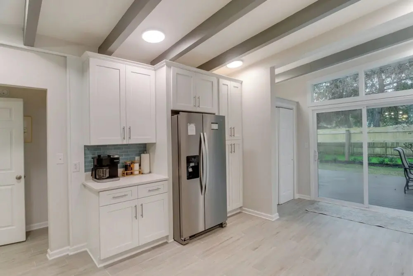 Bright Jekyll Island Home w/ Deck < 1 Mi to Beach