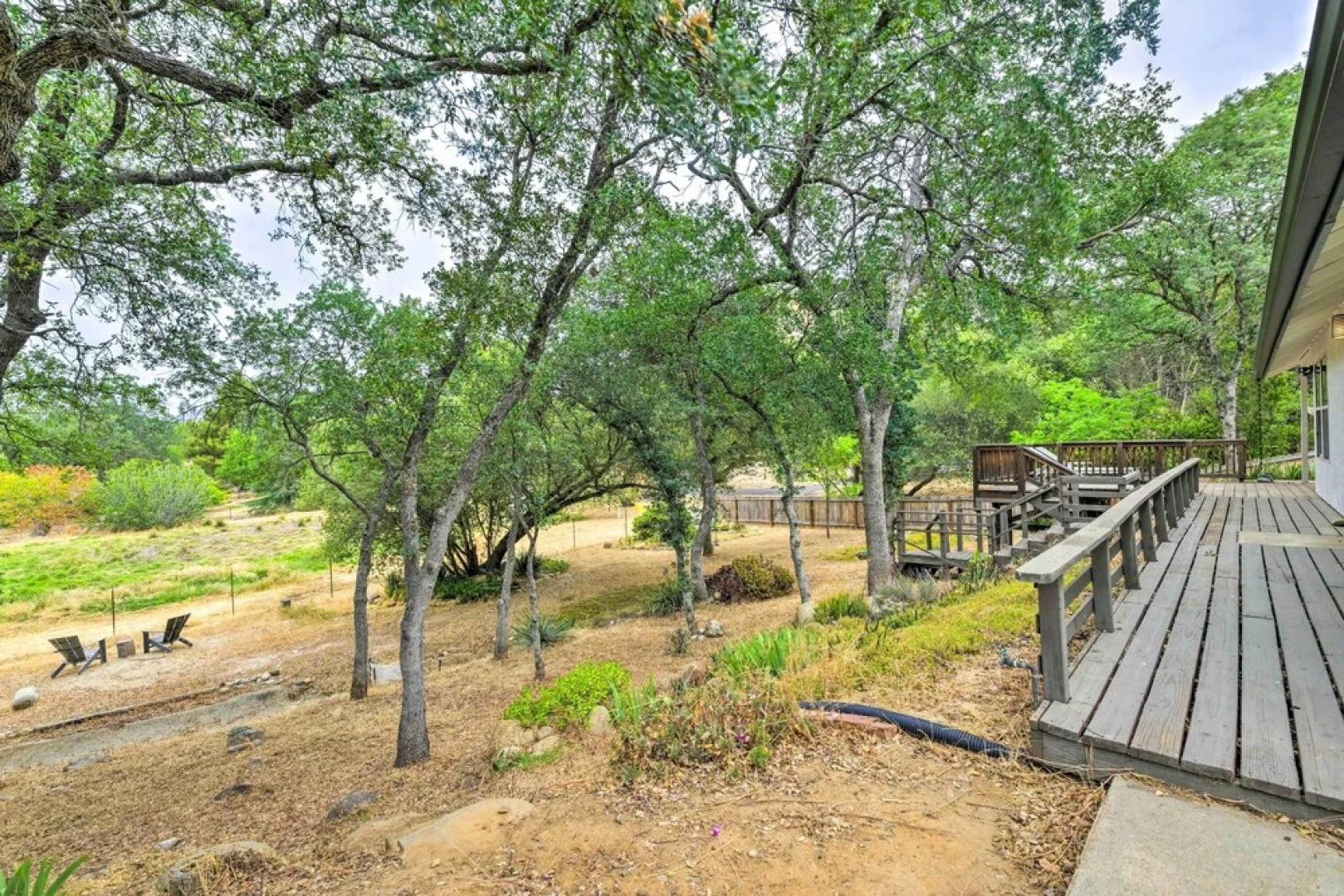 Charming Home < 10 Mi to Sequoia Nat'l Park!