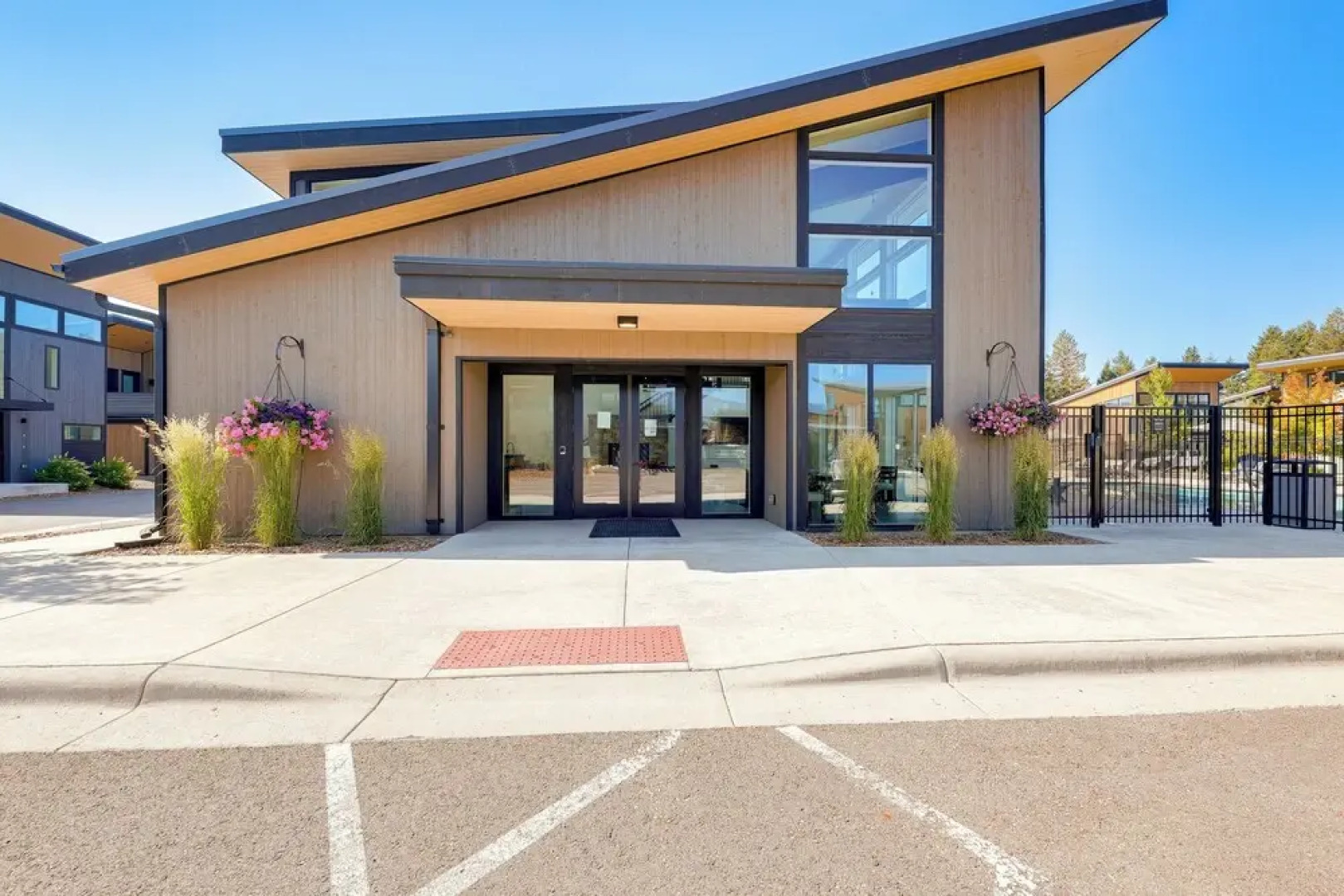 1 Mi to Lake: Upscale Condo in Whitefish Resort