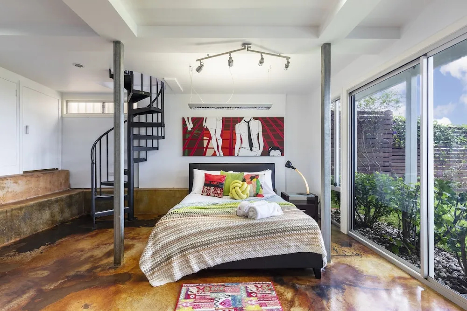 Mapleton The Pink House