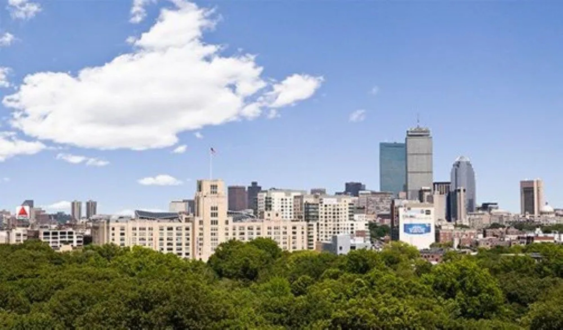 Global Luxury Suites at the Riverway