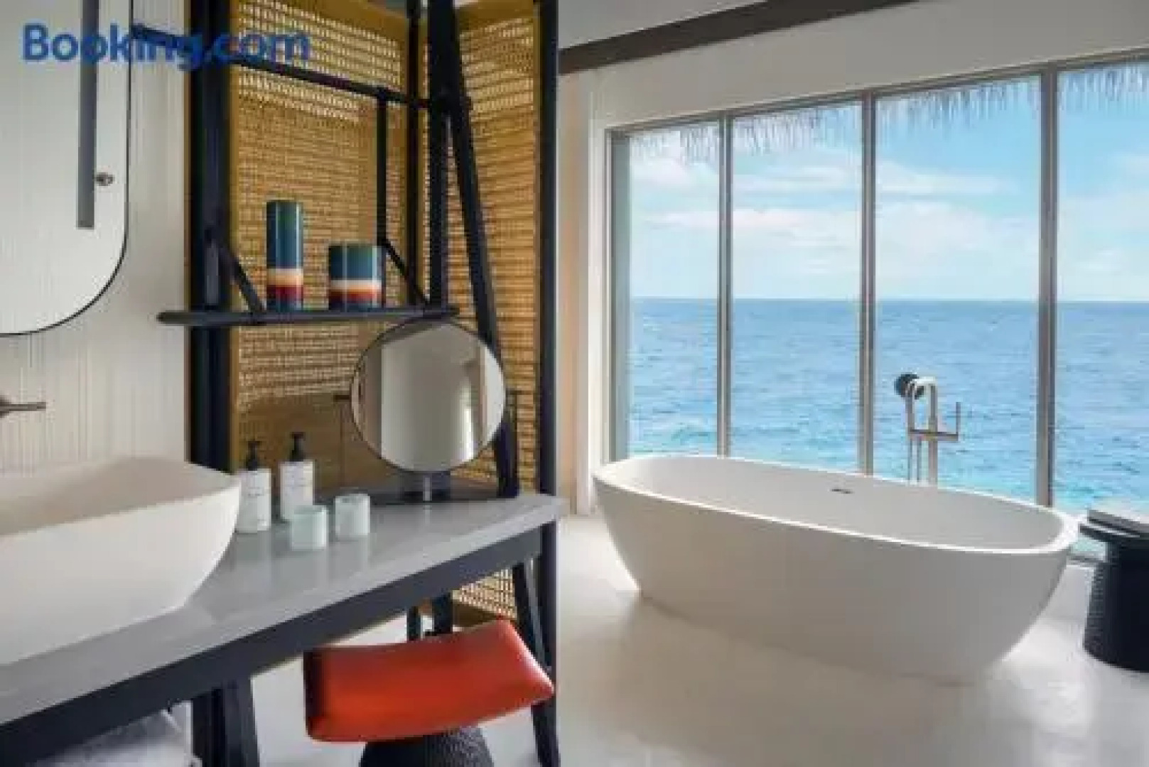 InterContinental Maldives Maamunagau Resort by IHG