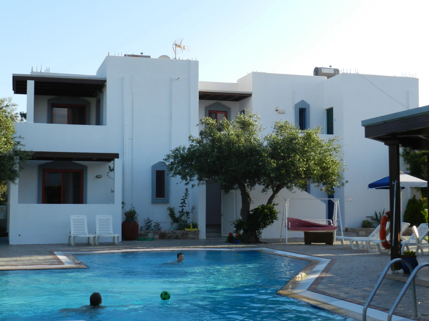 Triantafyllas Apartments
