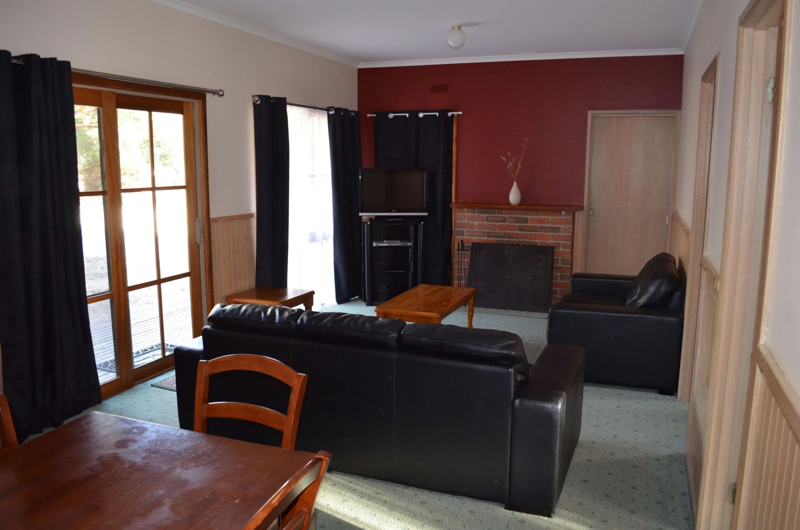 Mountain View Motor Inn LLC