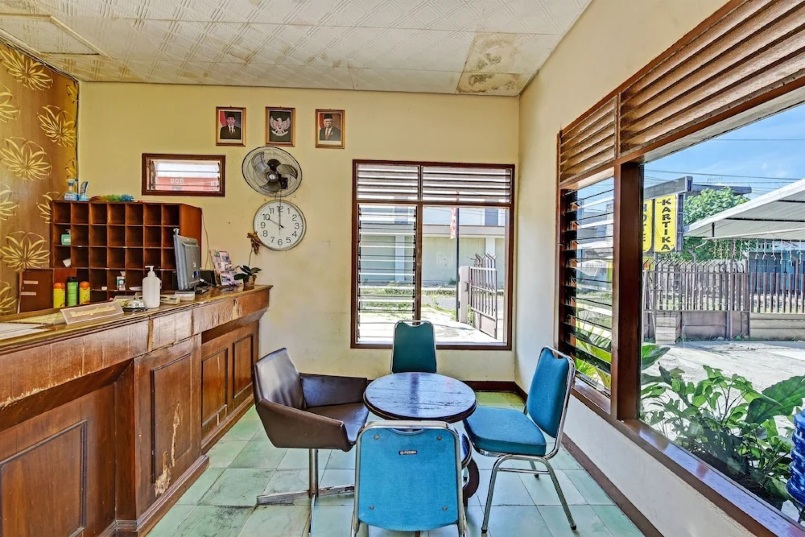 OYO 90443 Hotel New Kartika In