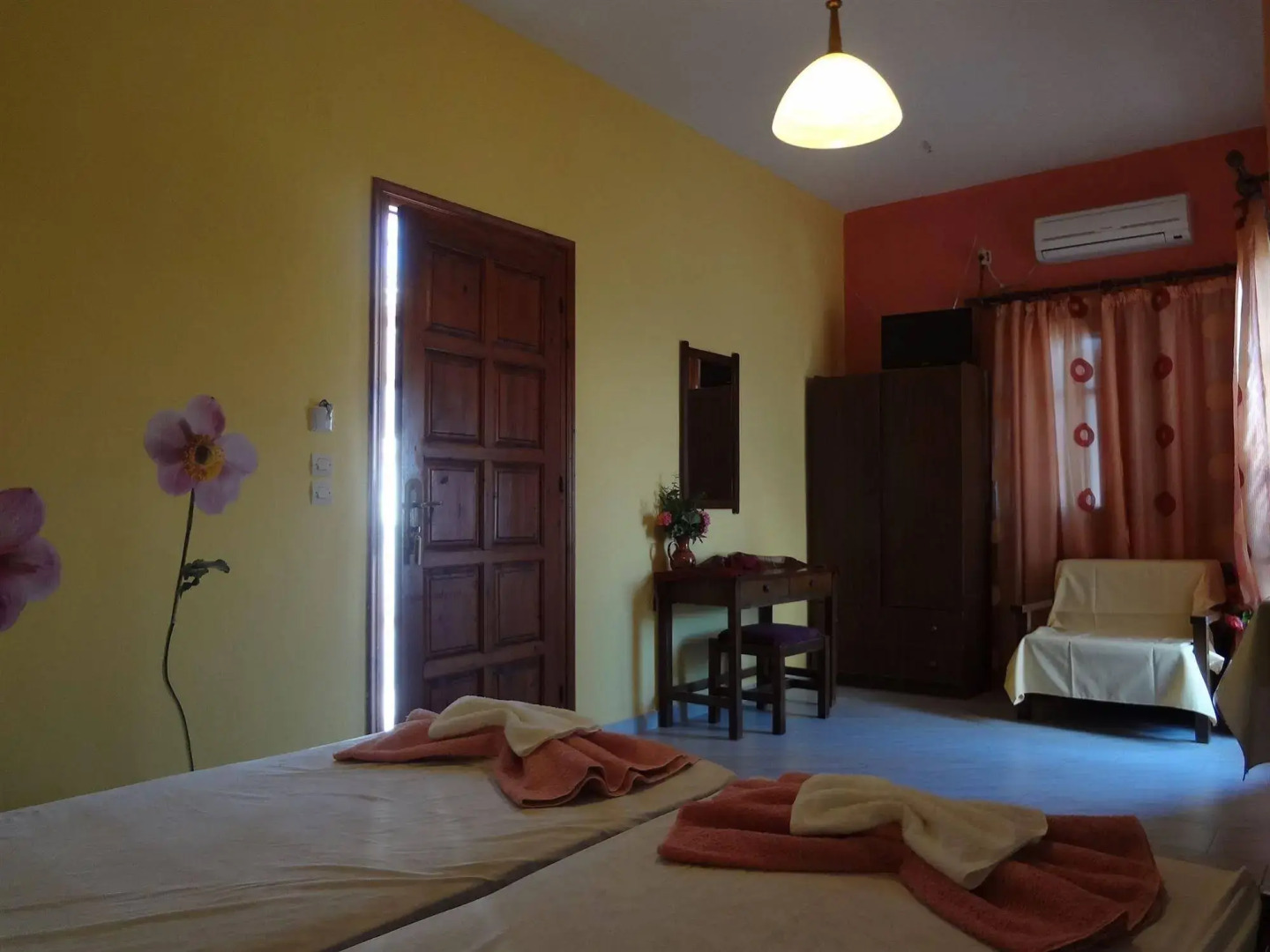 Four Seasons Studios