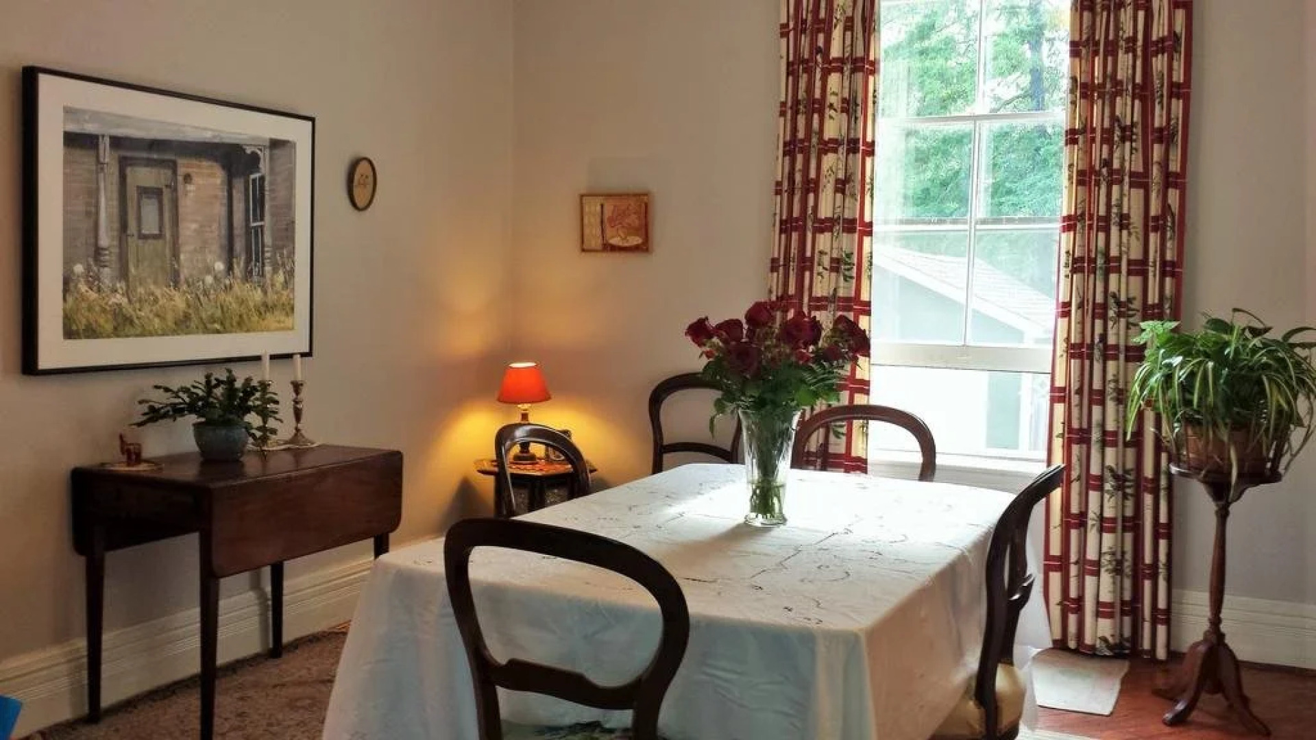 Elizabeths Rose Cottage