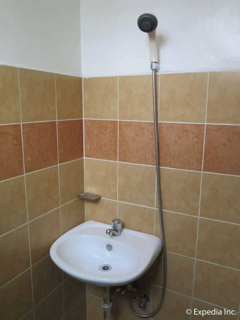 Zillion Pavilion Family & Business Hotel