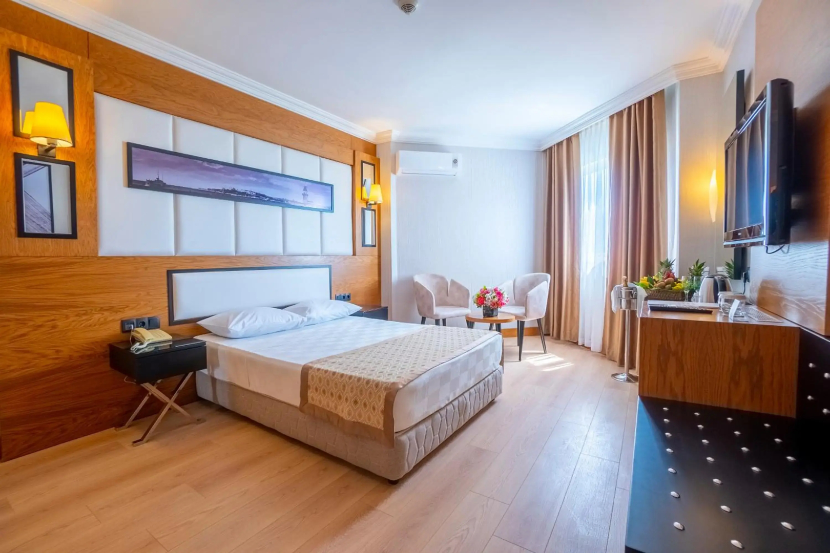 Kandelor Hotel