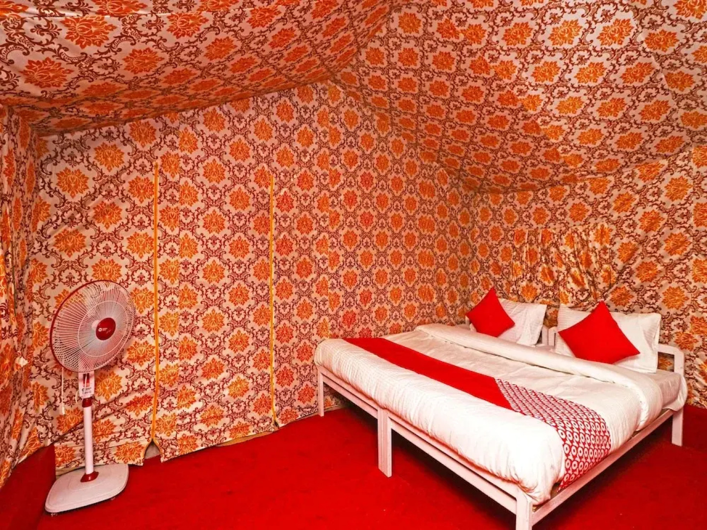 Yoyo Moonlight By OYO Rooms