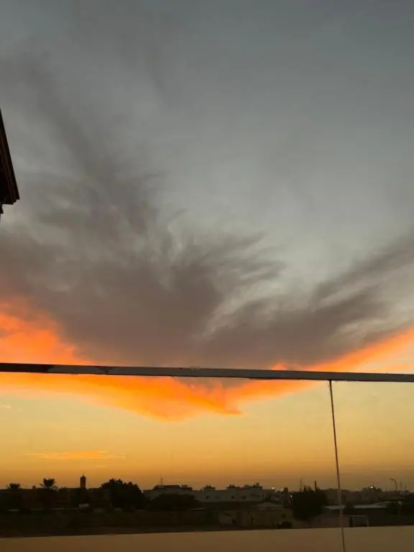 فيلا المشراق دورين 4غرف نوم وصالة وصالة معيشة مع شالية ومسبح داخلي