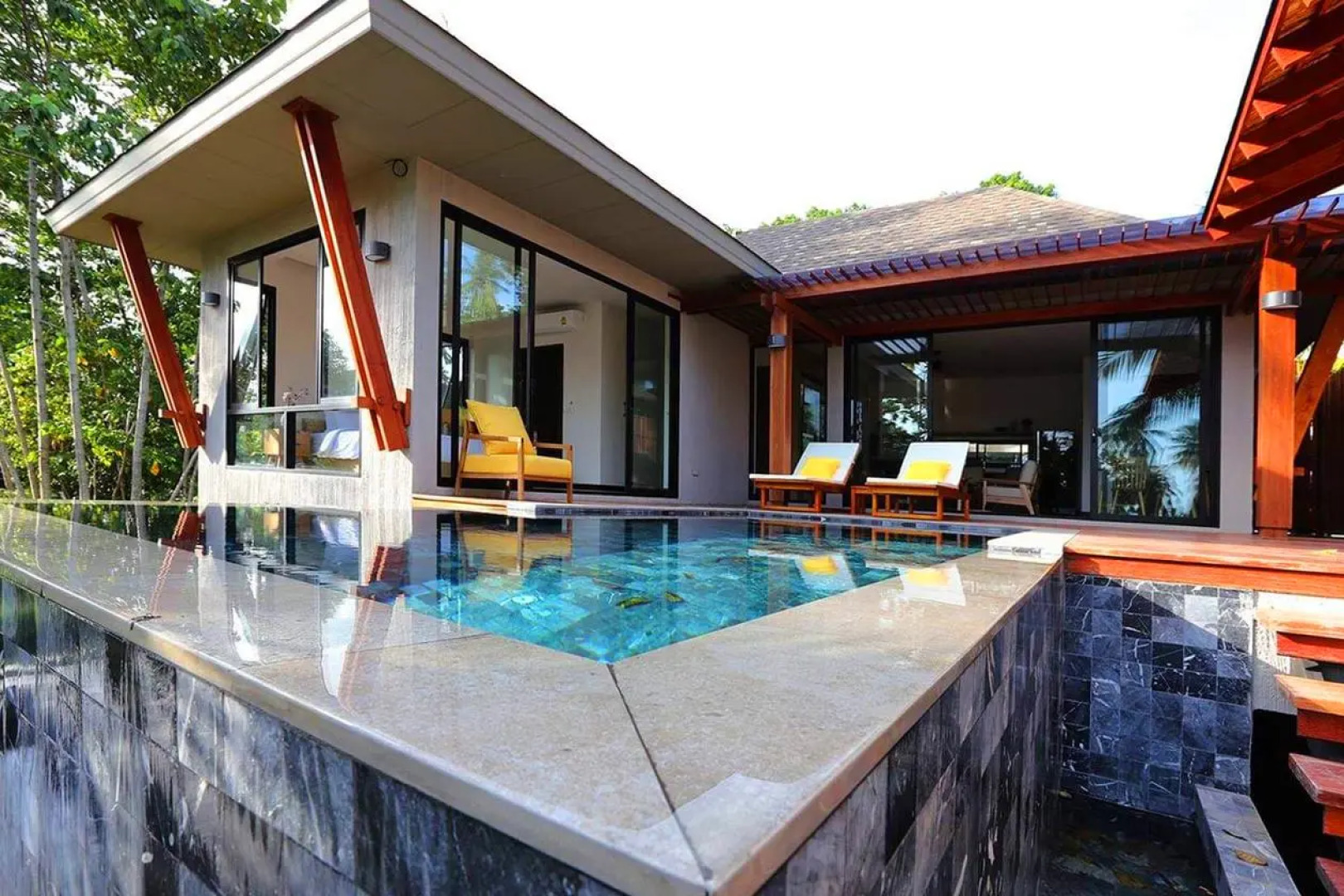 CHUZ Villas Samui
