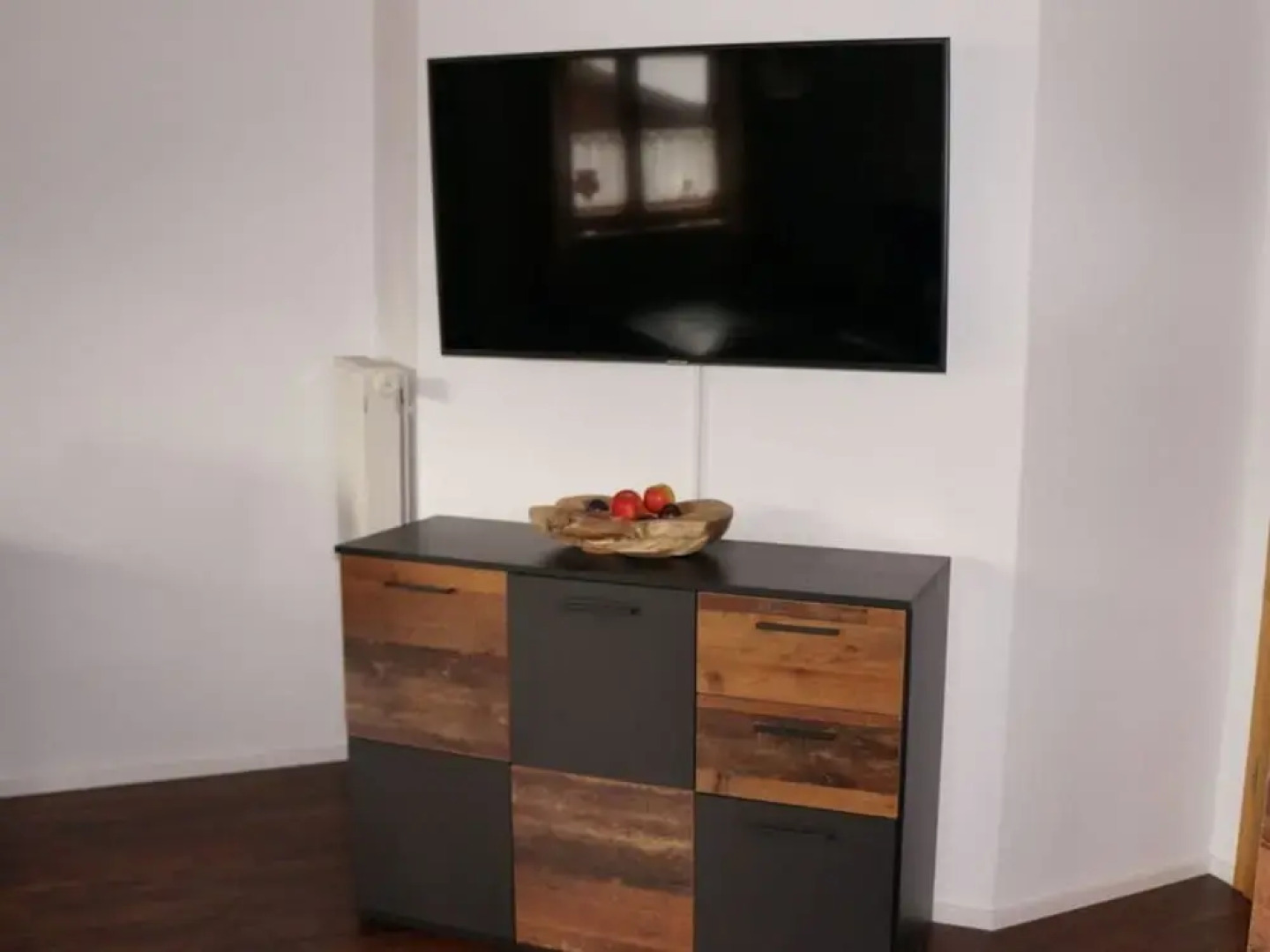 Bader Modern Retreat