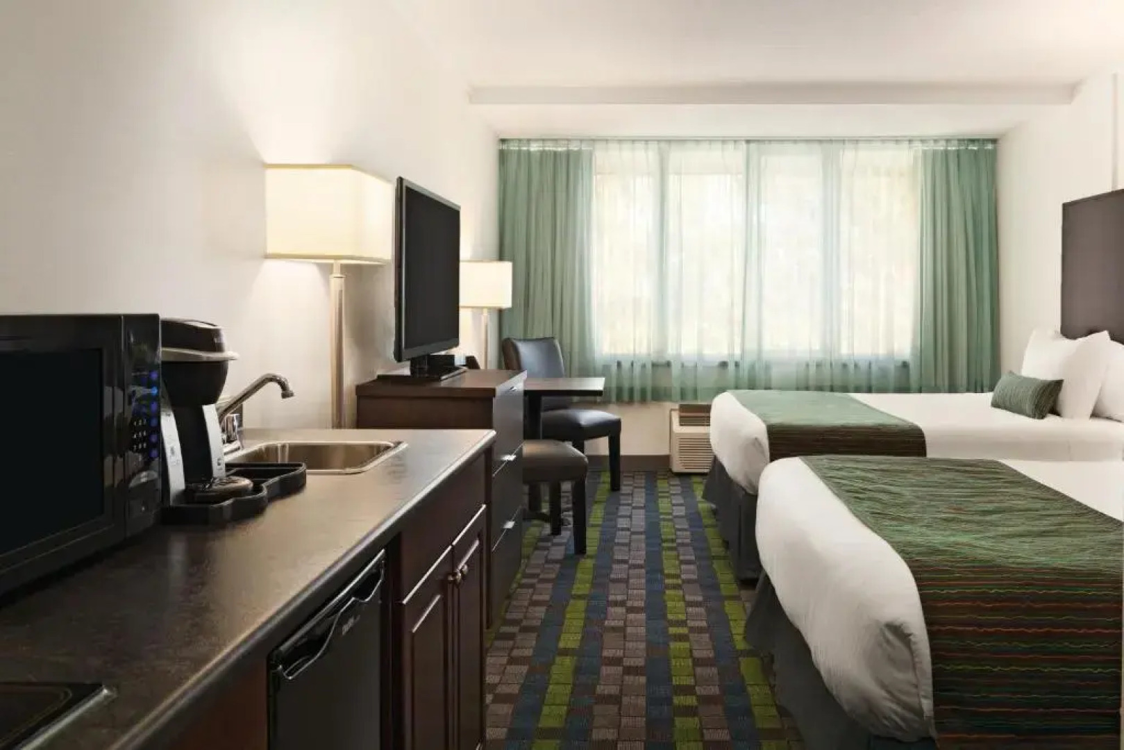 Victoria Airport/Sidney Travelodge