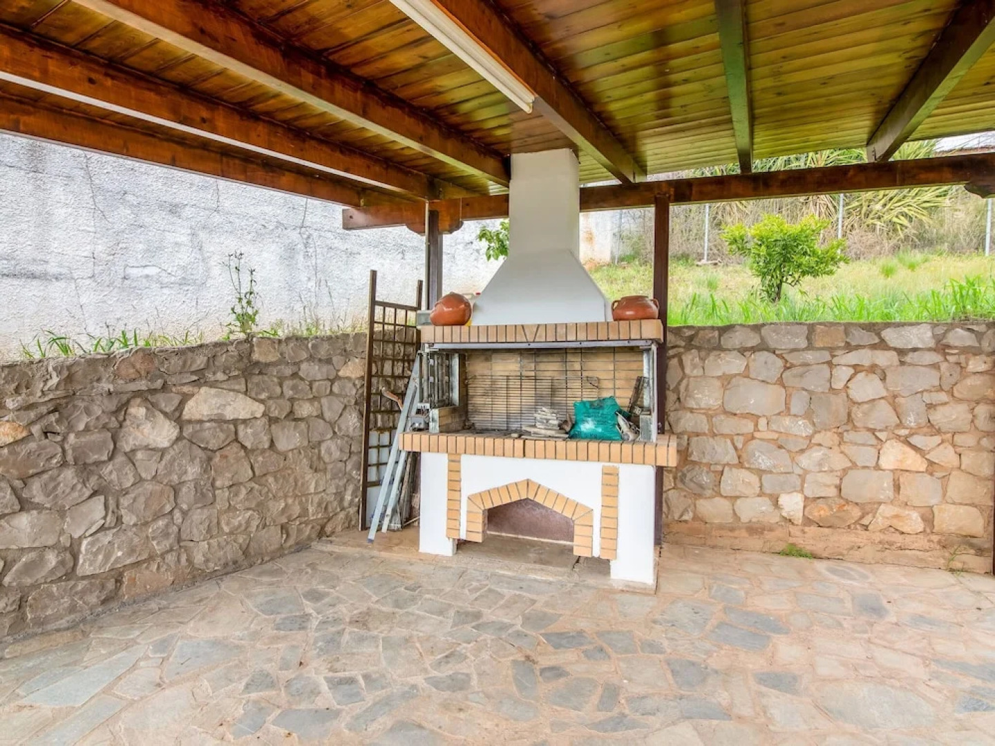 Graceful Villa in Raches Fthiotidos With Patio