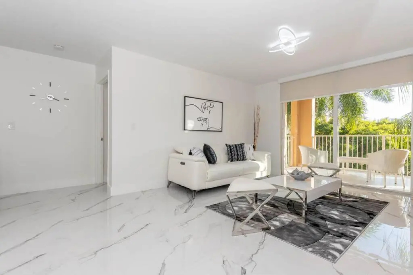 Yacht Club at Aventura Lux 2 Bed 2 Bath Brand New 2021