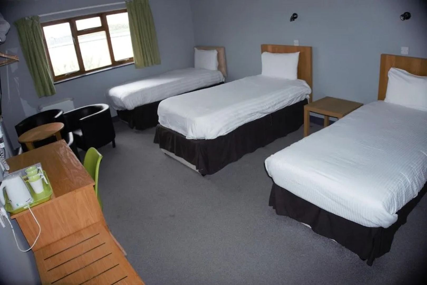 Happy Guests Lodge