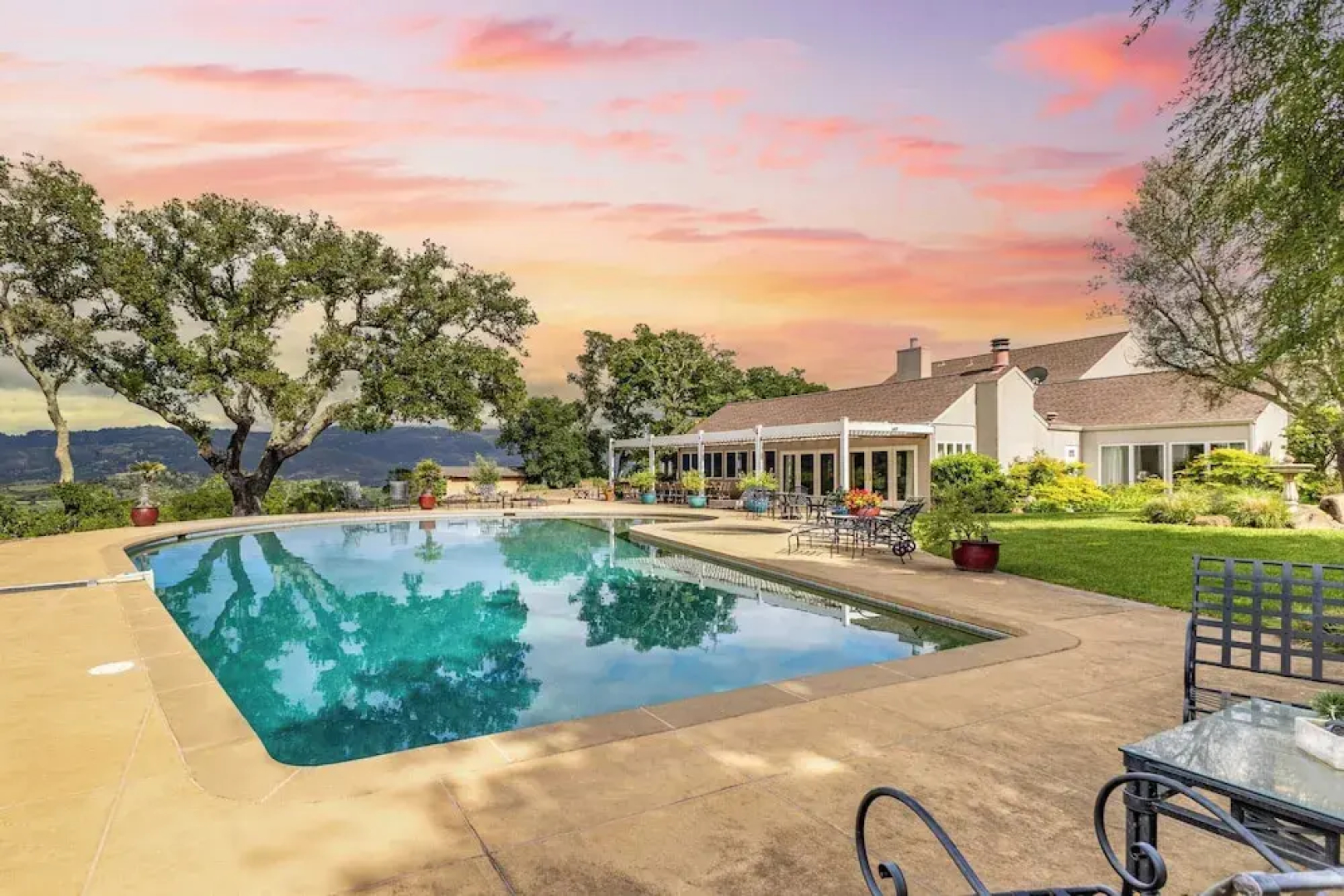Sonoma Sunshine by Avantstay Countryside Views