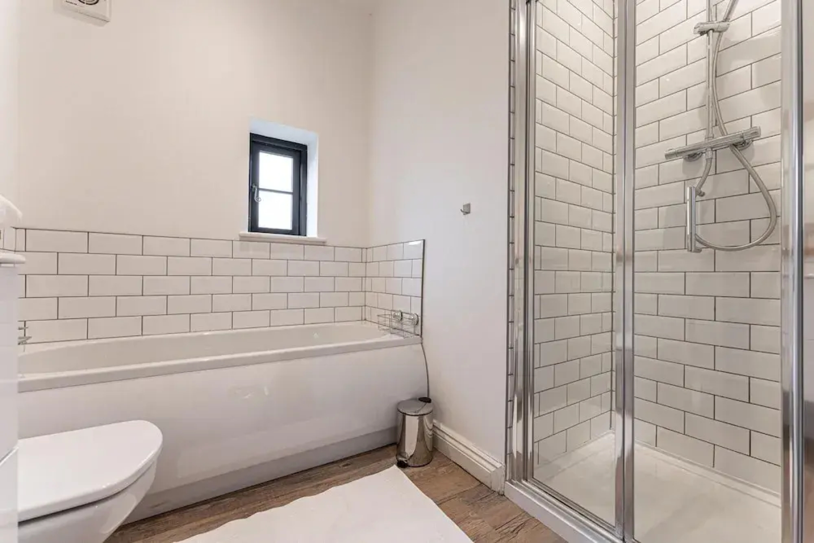 Luxury Converted 1 Bedroom Rugby Near M1 and M6