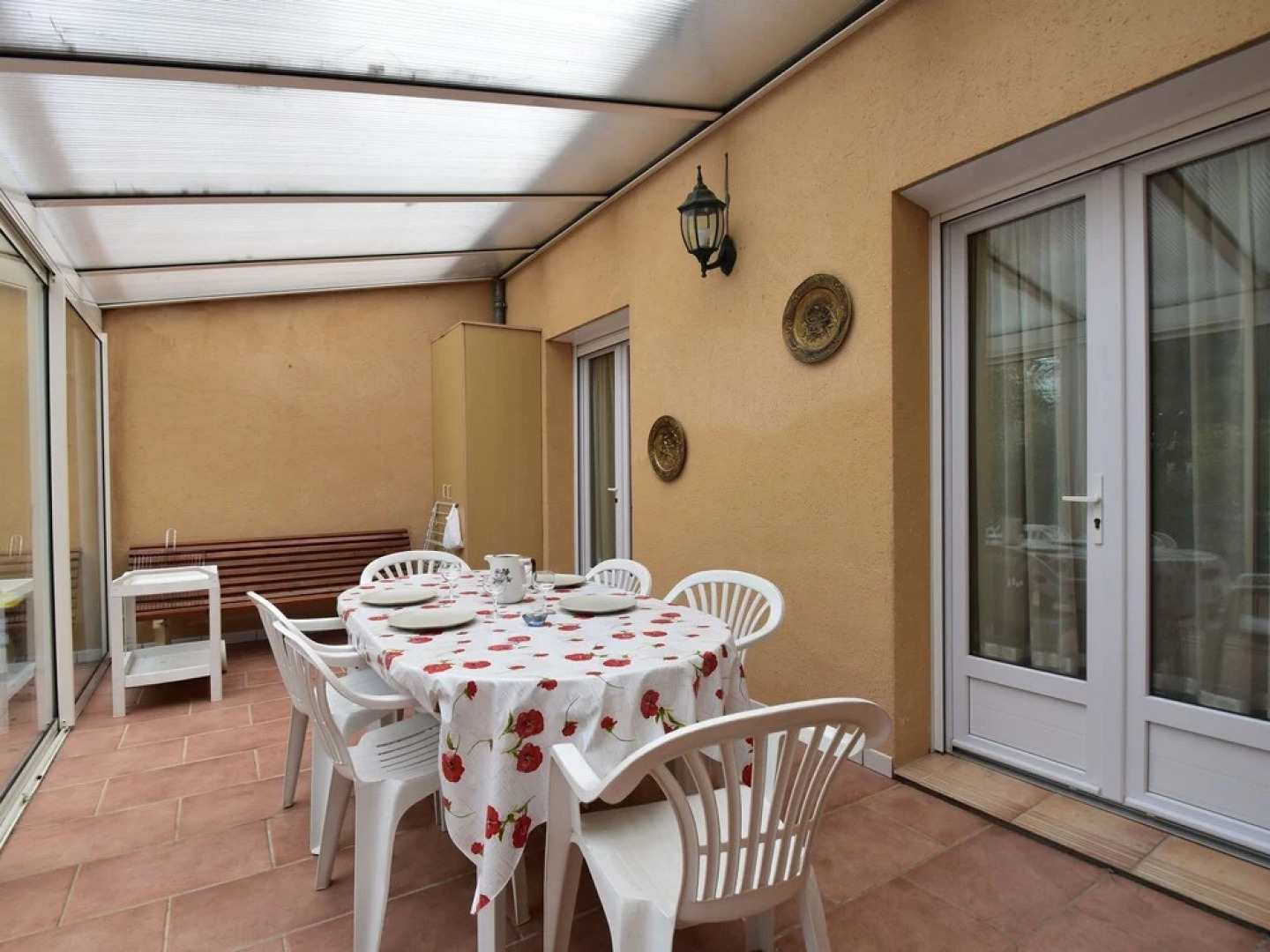 Modern Holiday Home in Belves with Swimming Pool