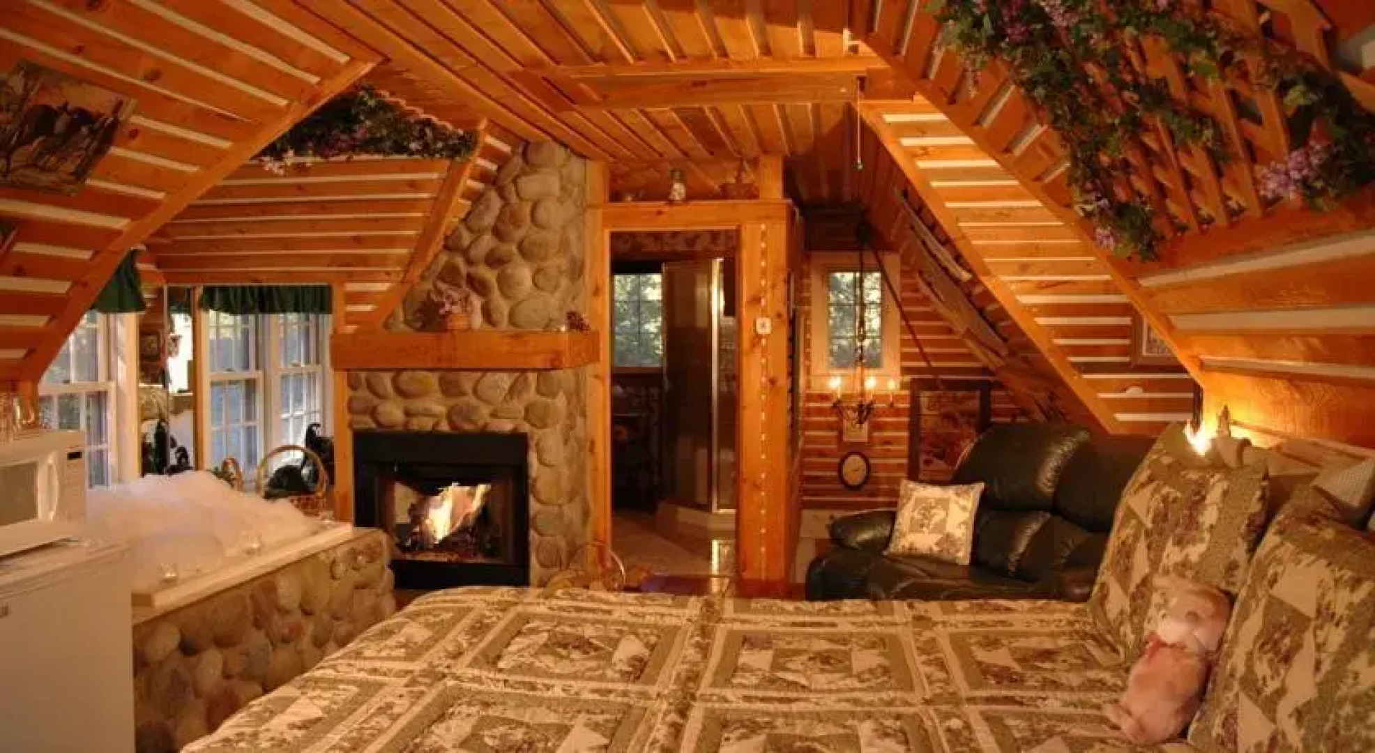 Lazy Cloud Bed and Breakfast