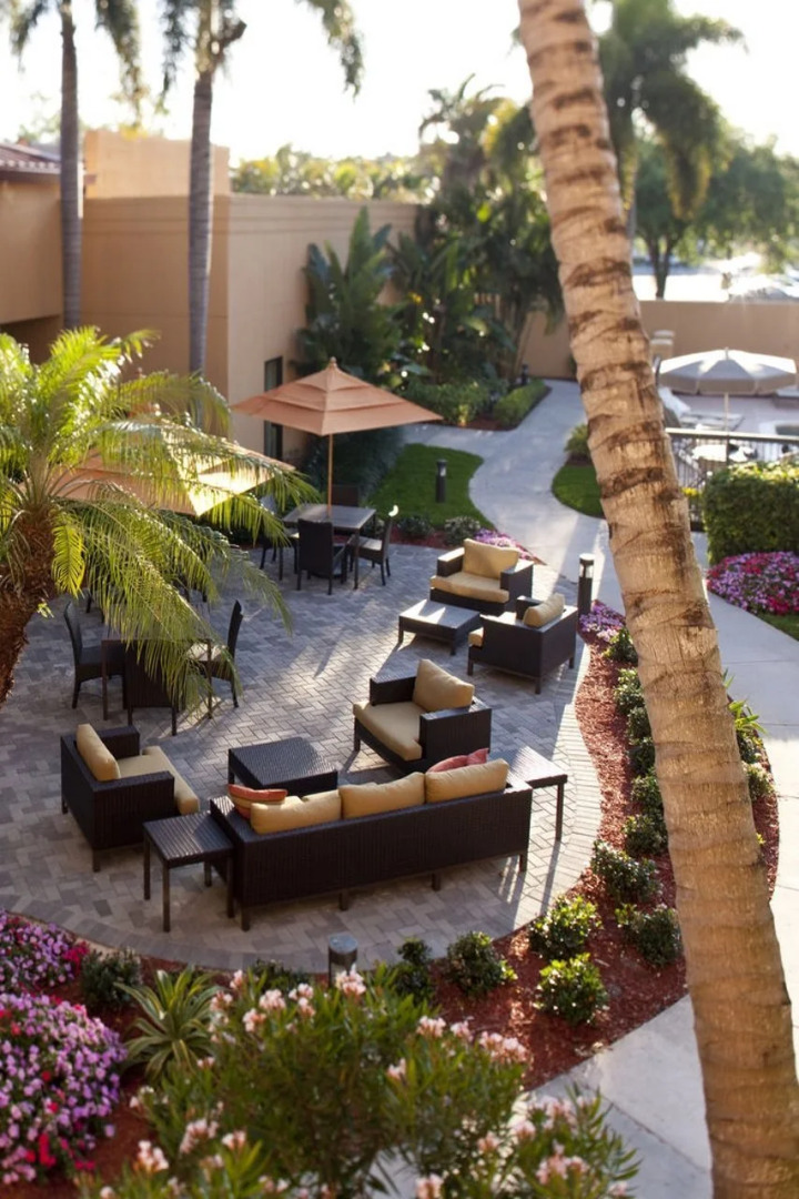 Sonesta Select Boca Raton Town Center