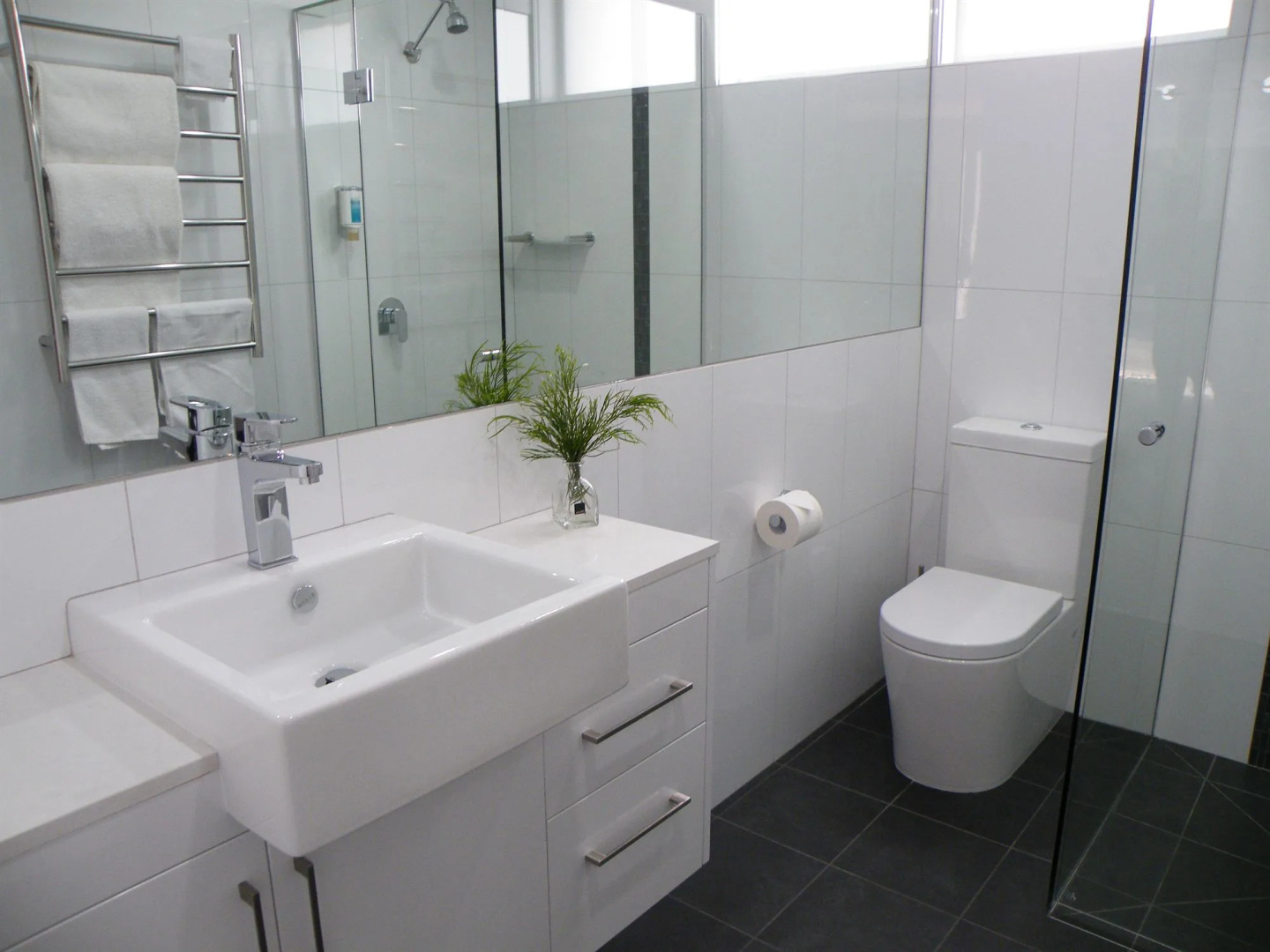 Hamilton Lonsdale Motel