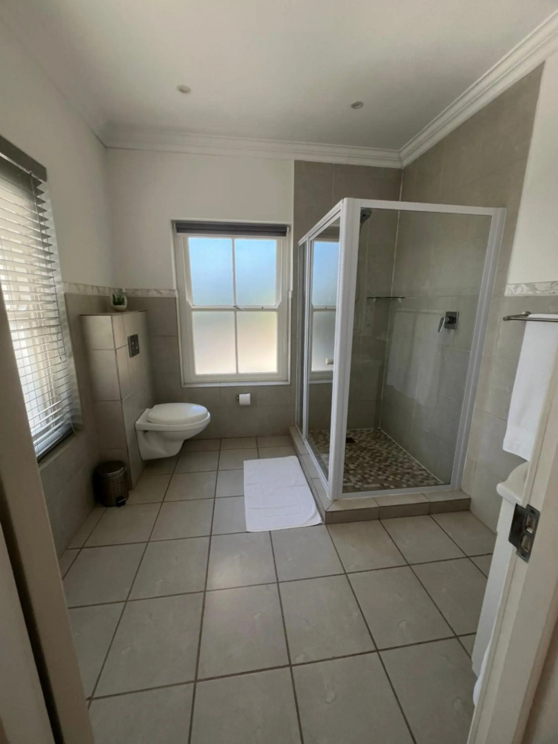 Russells On The Port