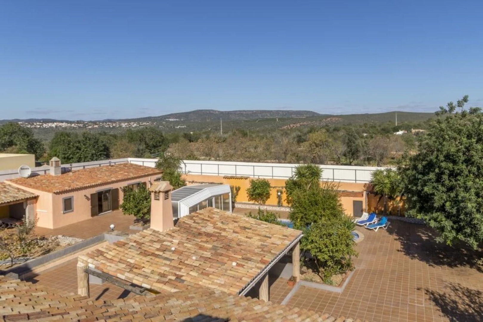 Villa - 7 Bedrooms with Pool and WiFi - 107981