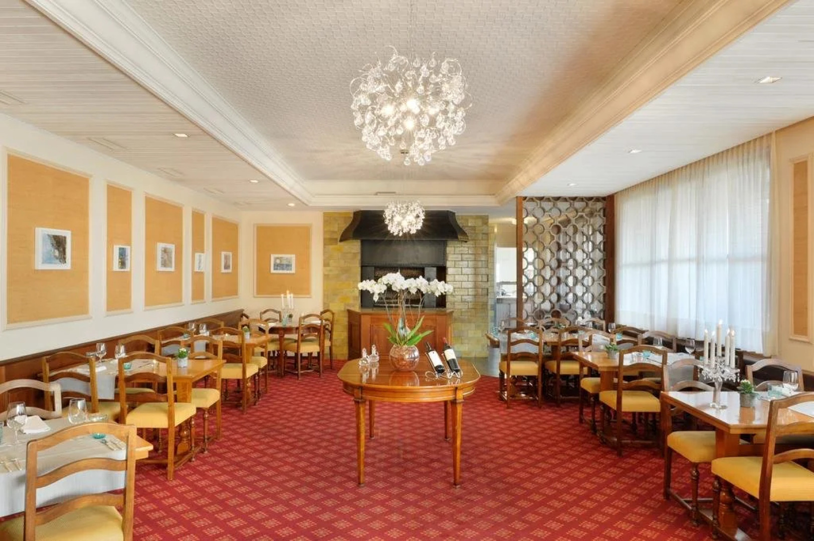 Châtonneyre Hôtel et Restaurant