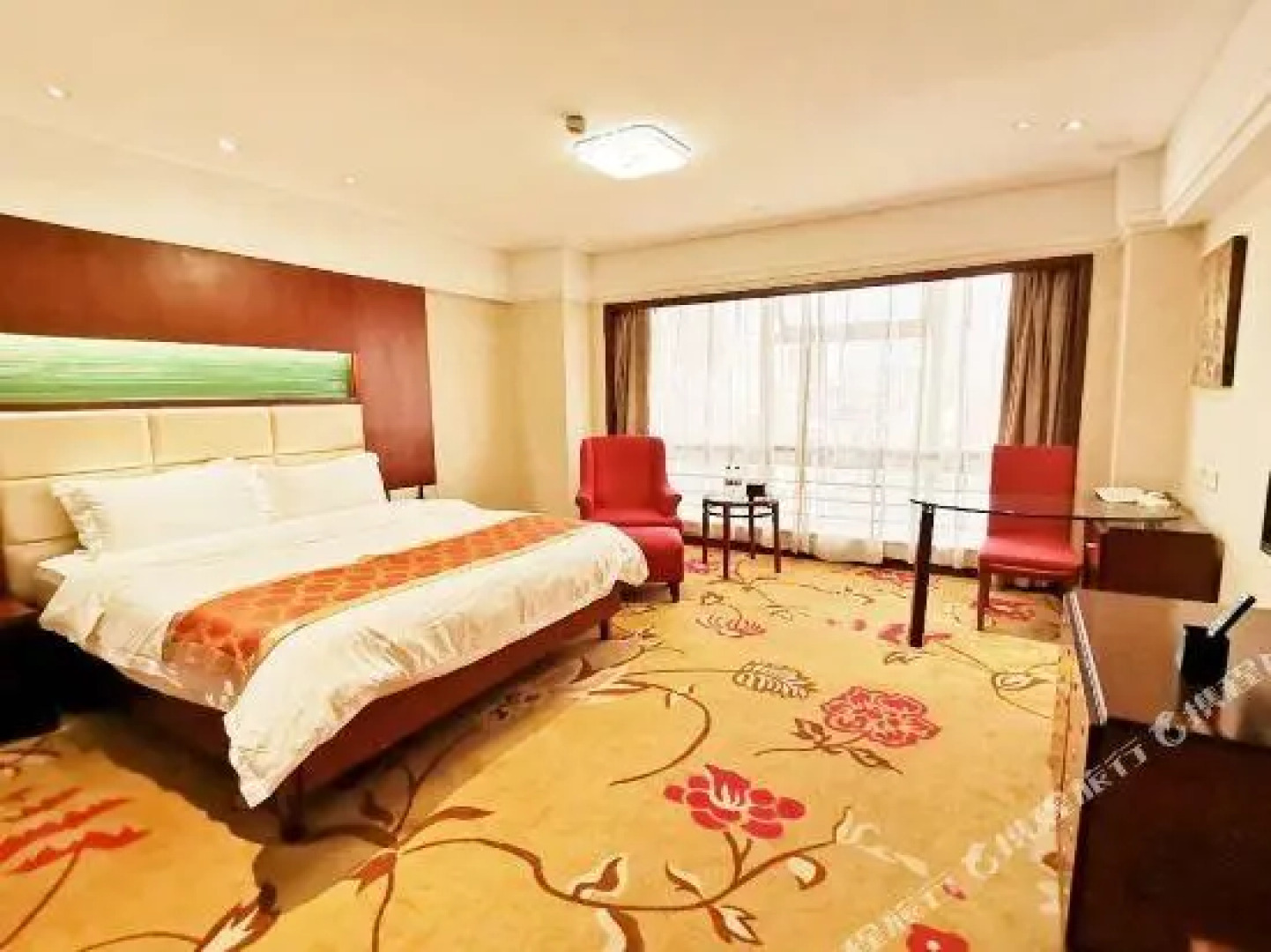Jinlong Hotel