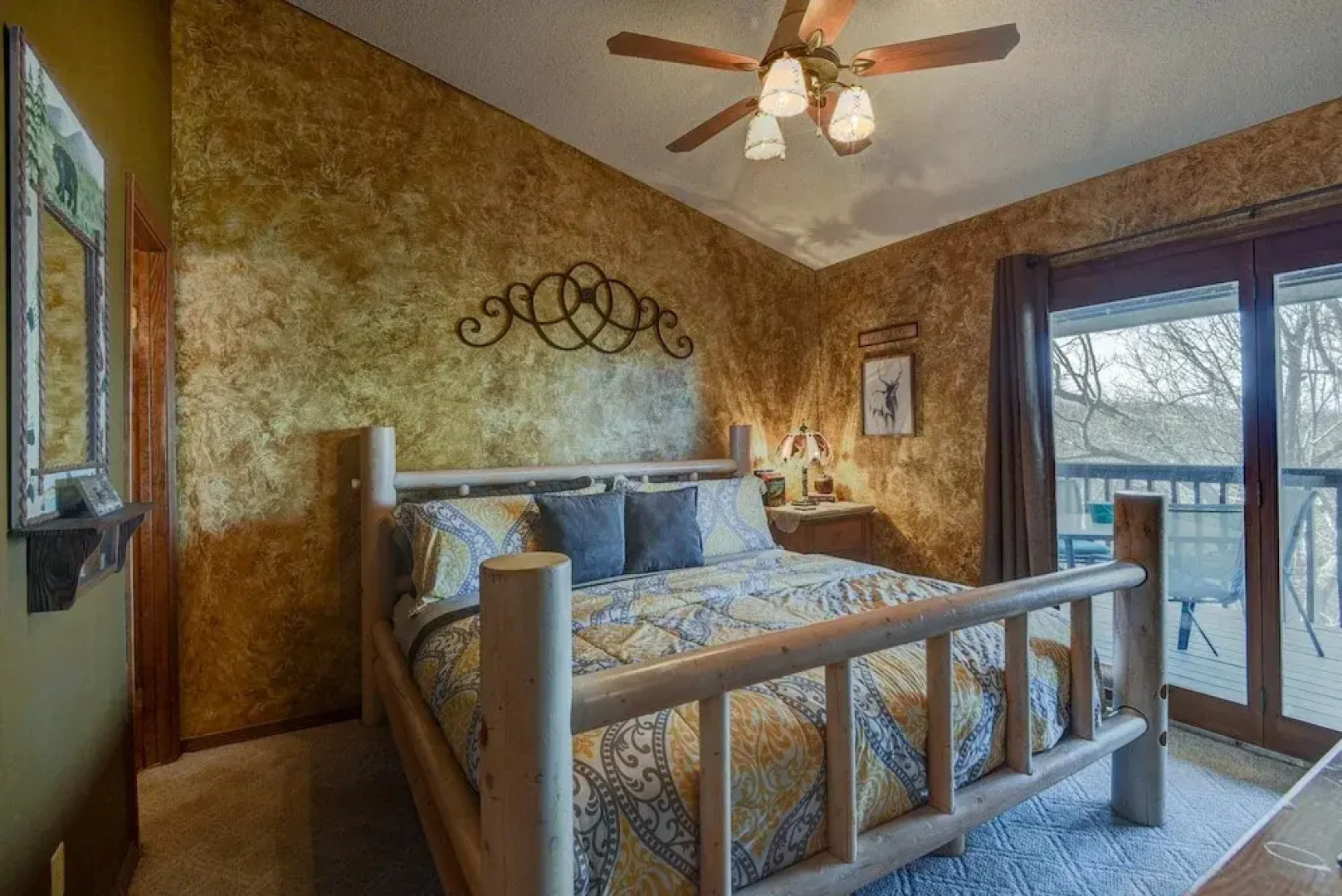 Westcreek Lodge @ Notch-vaulted Ceilings, 2 Pools, Private Lake, 1 Mile to Sdc!