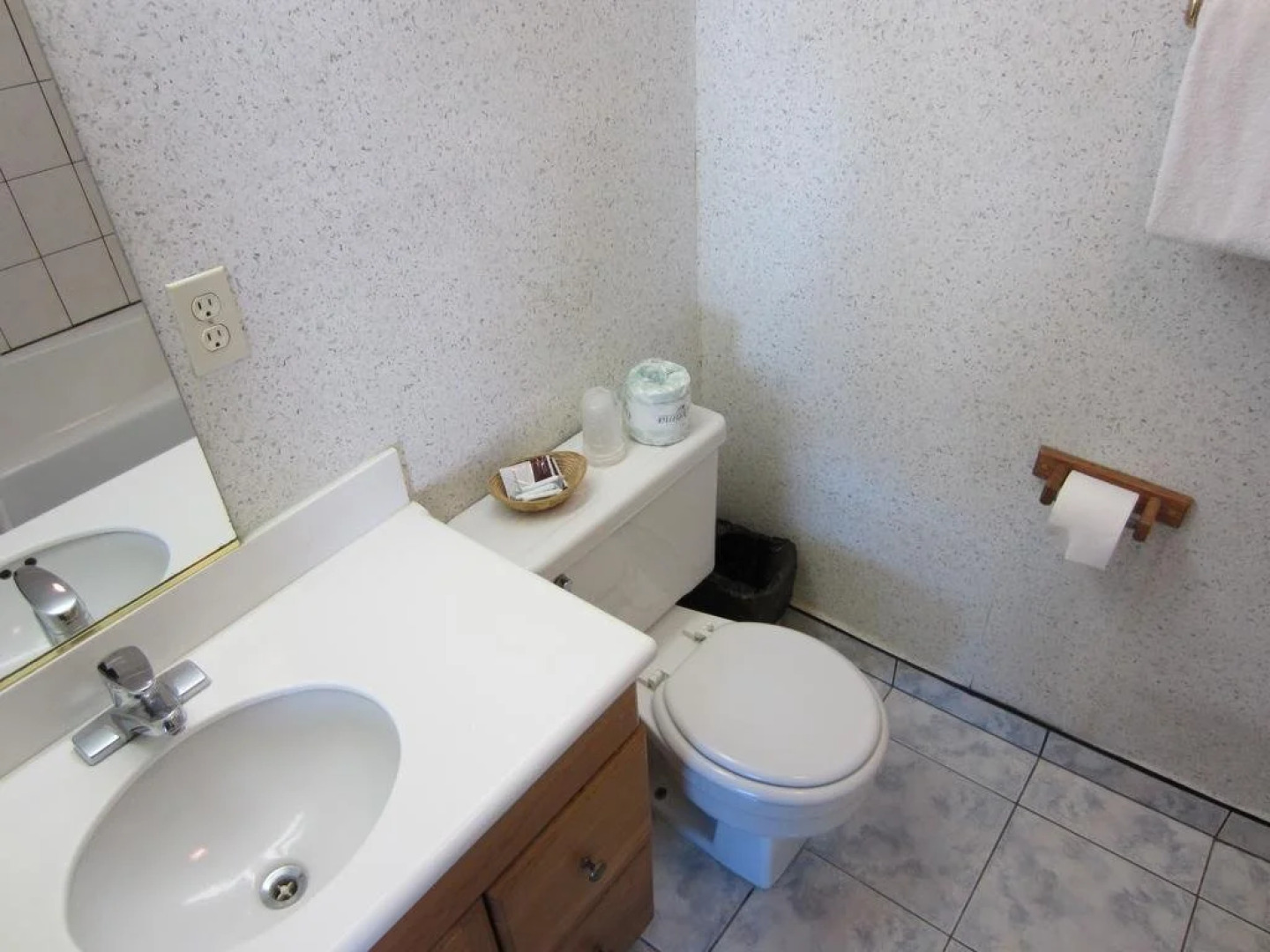 Manhattan Inn & Suites - LAX