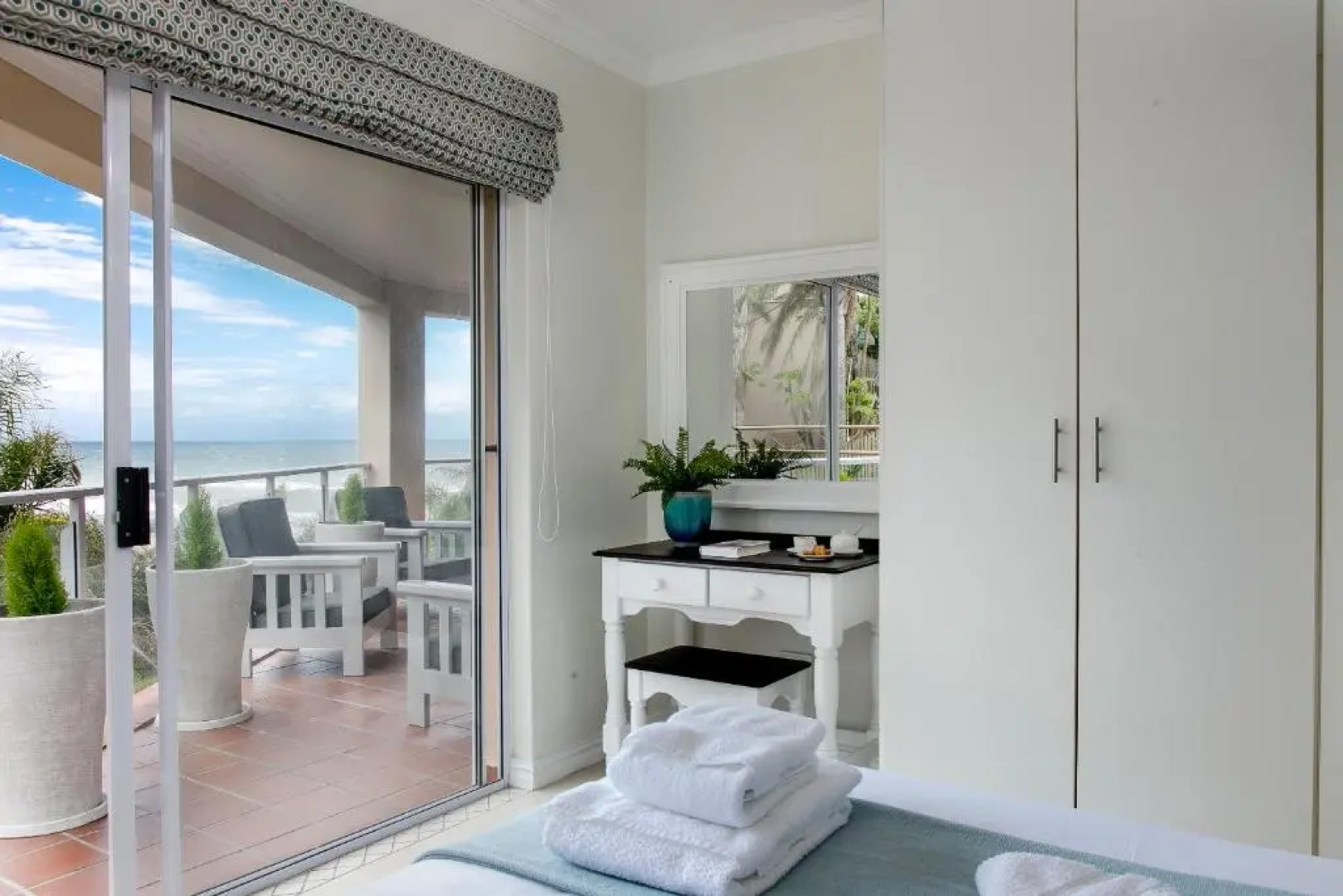 La Mer at Illovo Beach