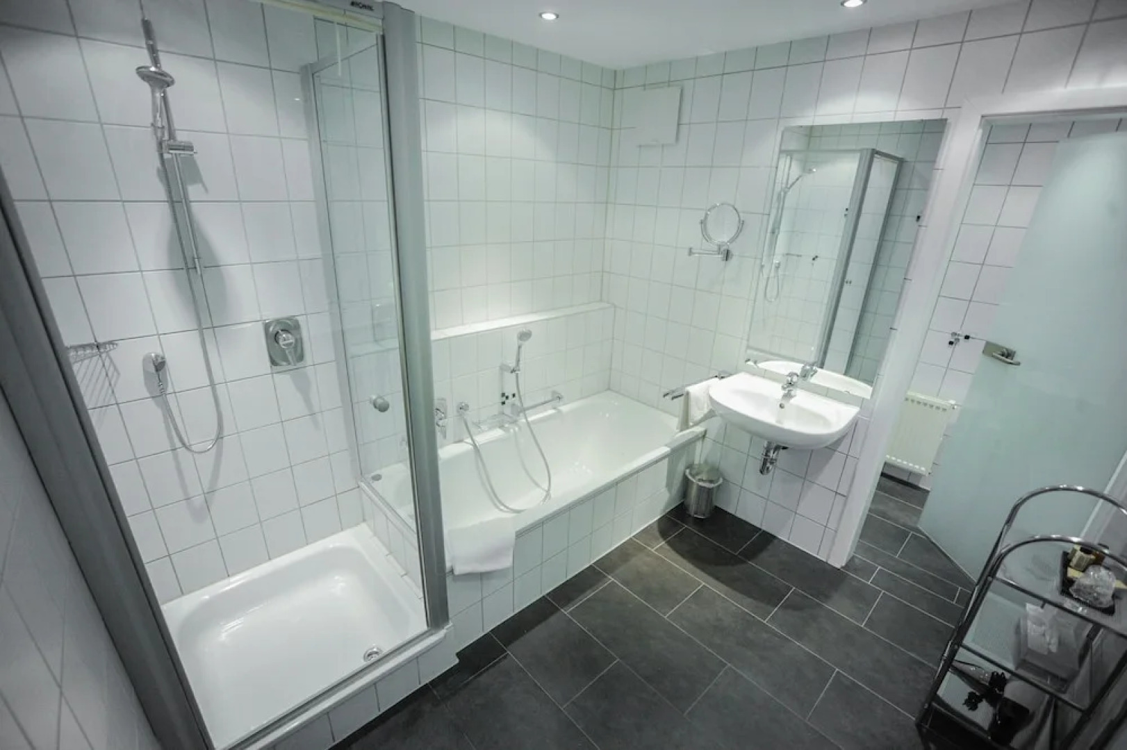 HotelRestaurant Walker