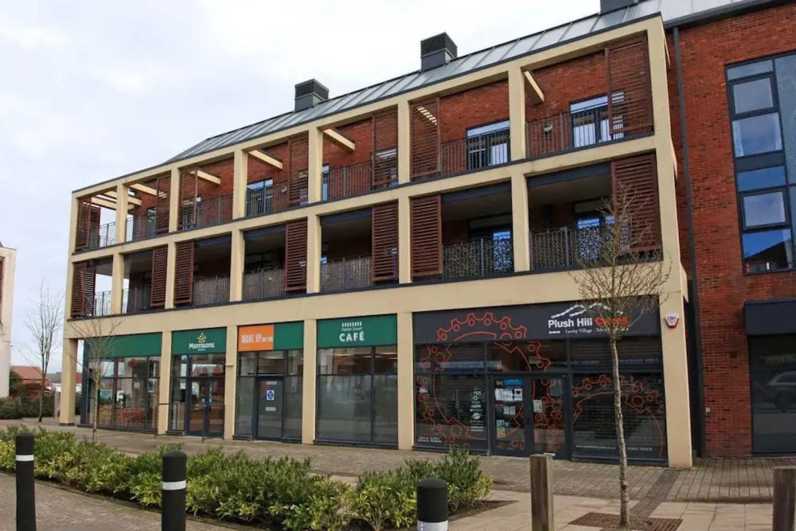 Parkes Court Apartments