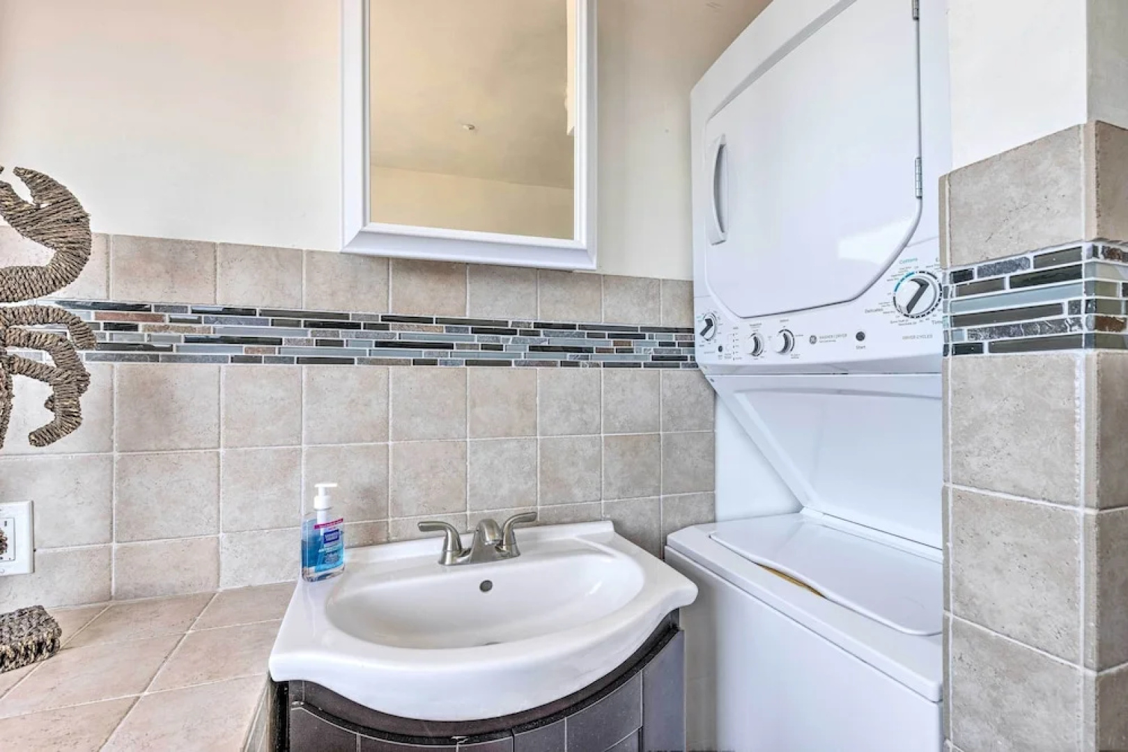 Beachfront Wading River Home w/ Deck & Grill!