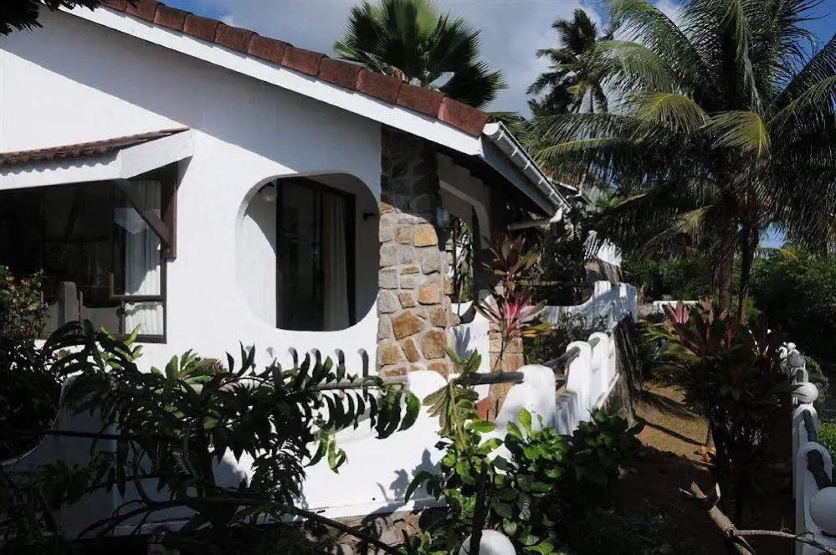 Edens Holiday Villas