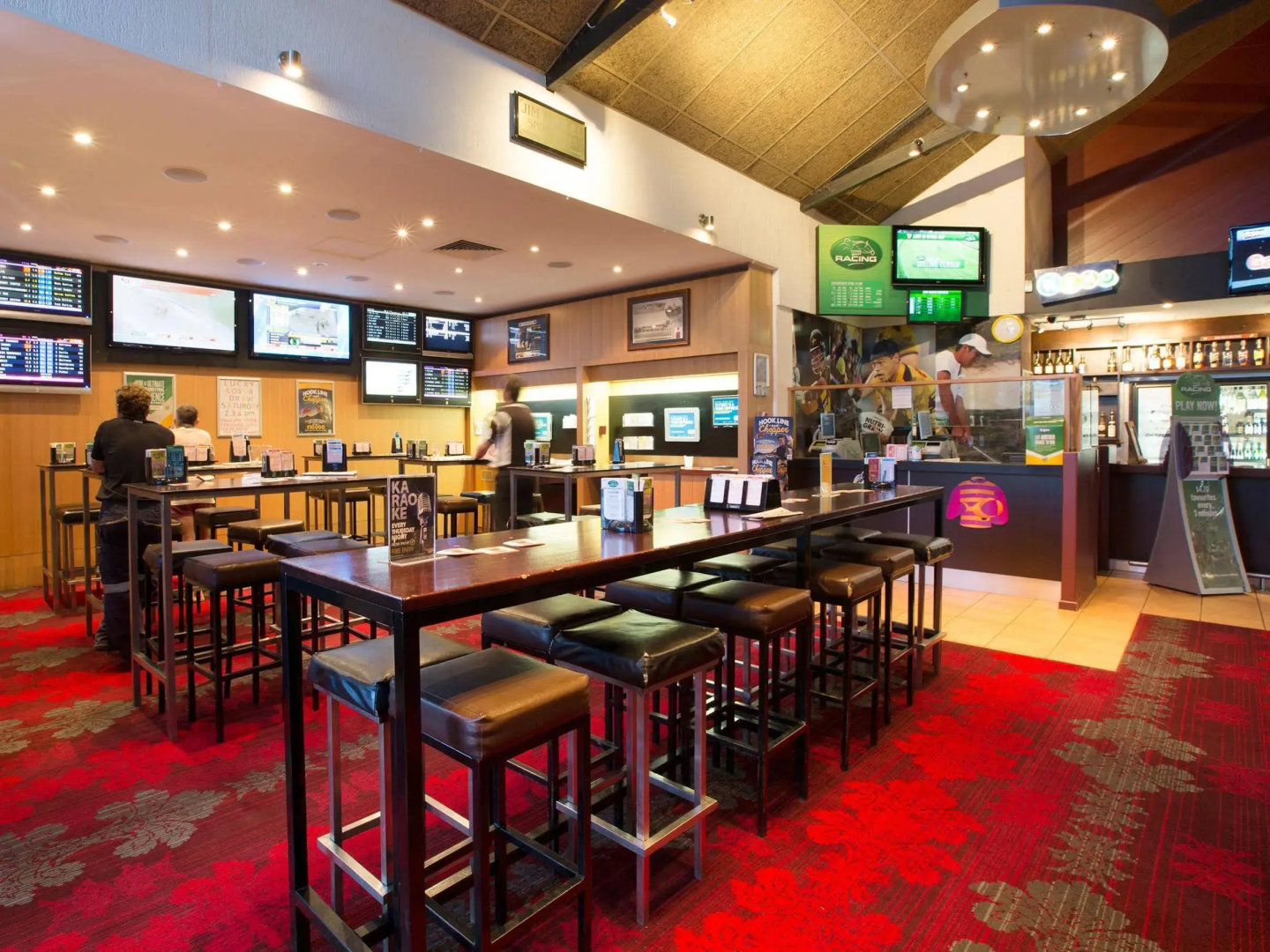 Glenmore Tavern