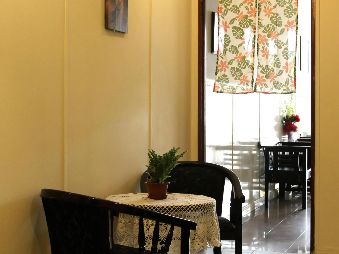 Victoria Hotel and Hostel